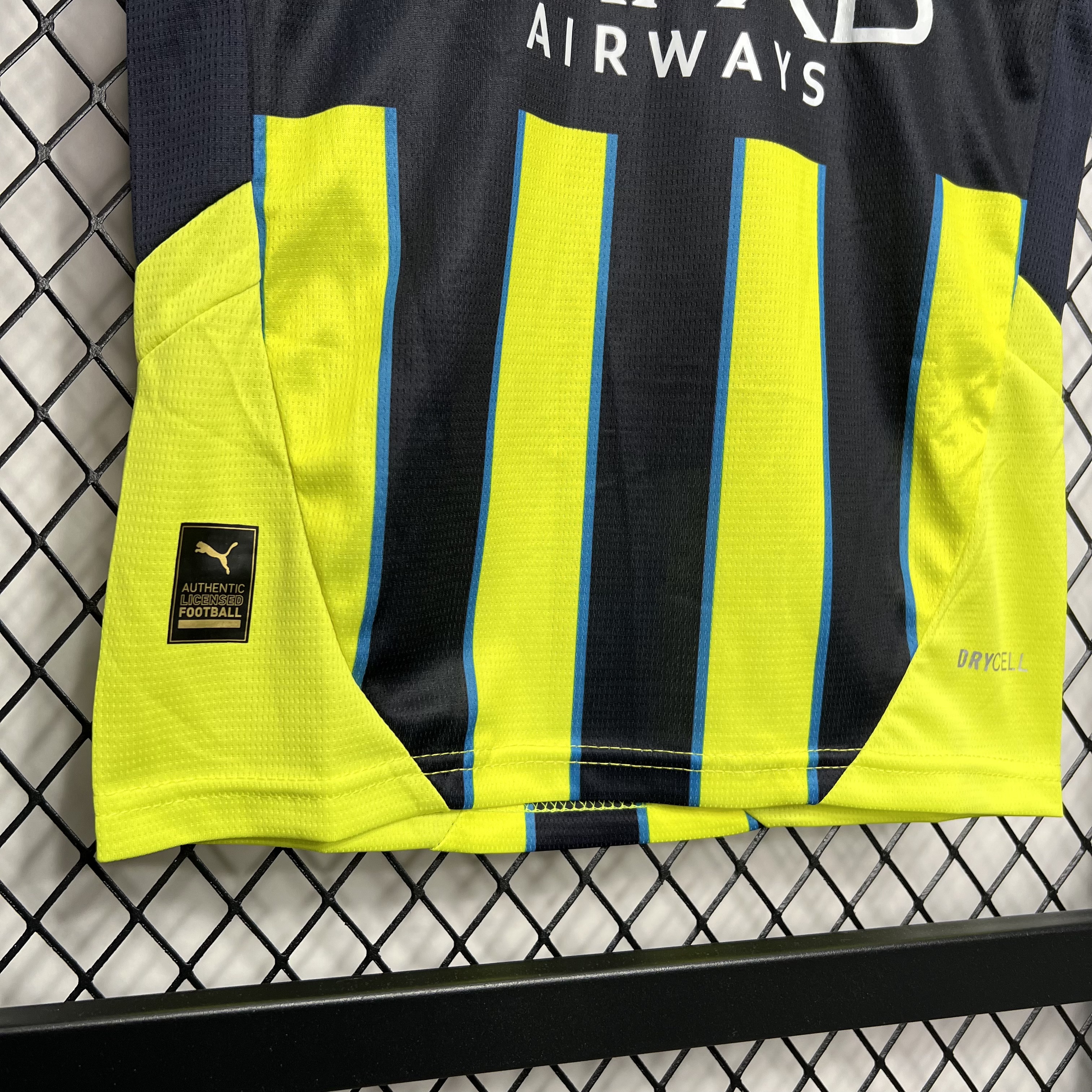 Kit Criança Manchester City Away Kit 24/25 - Amarelo/Preto 3