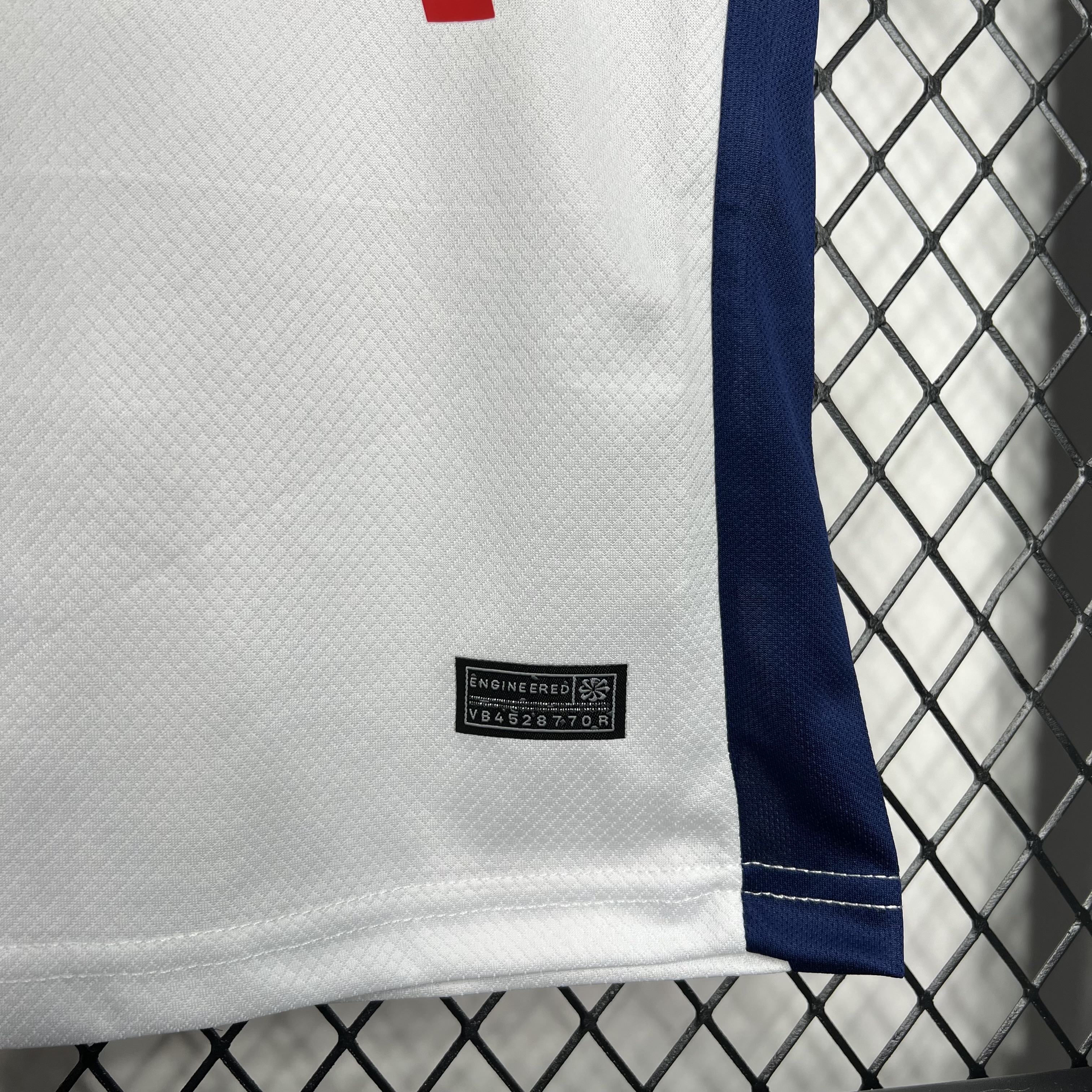 KIT CRIANÇA TOTTENHAM HOME 24-25 Branca e Azul 3