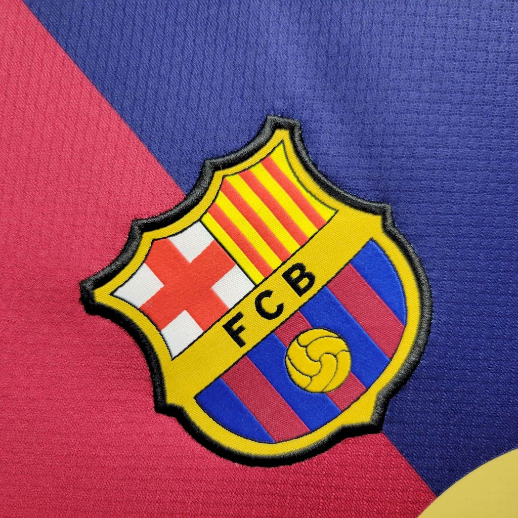 Camisola Barcelona Home 24-25 Edição Coldplay - Azul e Vermelha 5
