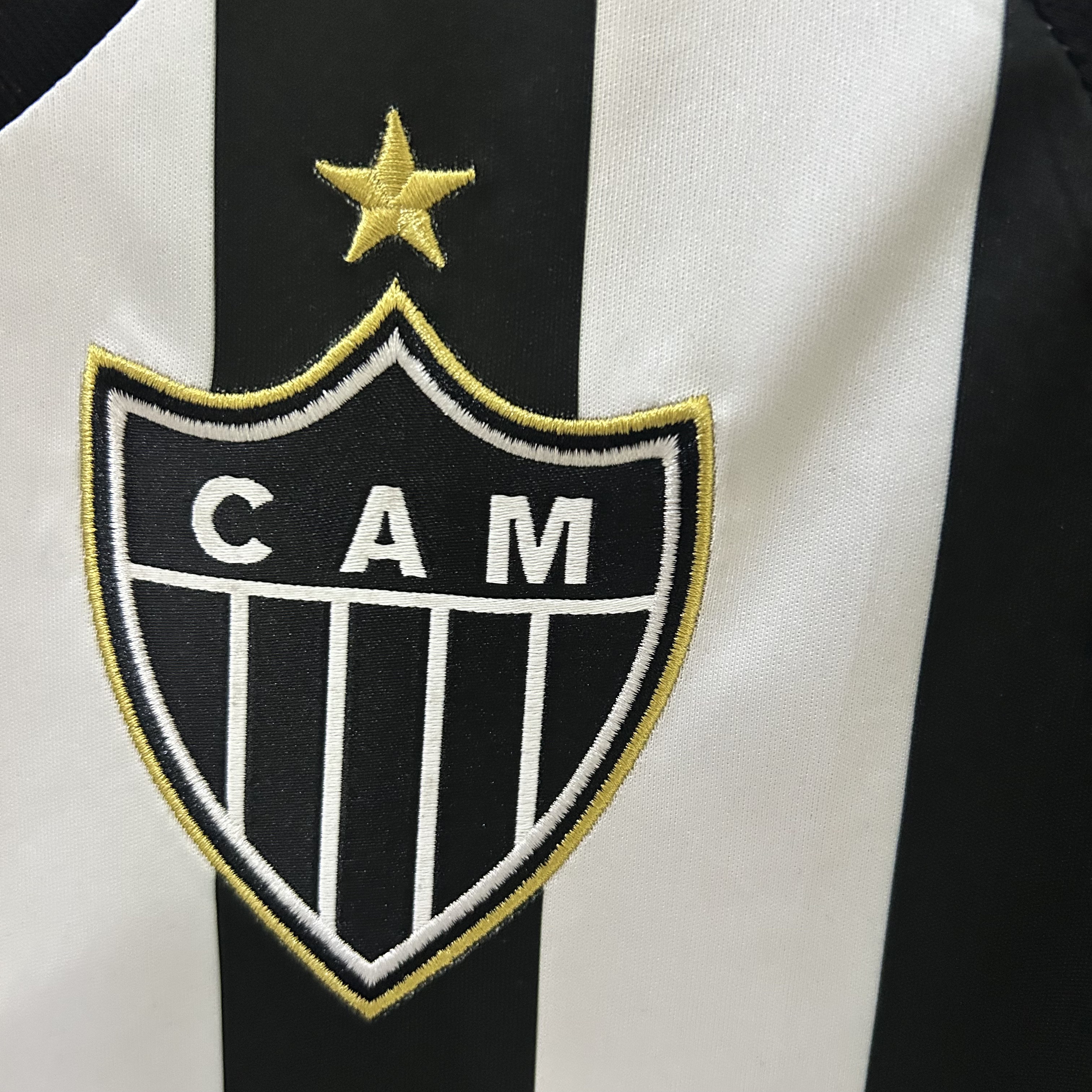 Camisola Principal Atlético Mineiro 25/26 - Preta/Branca 4