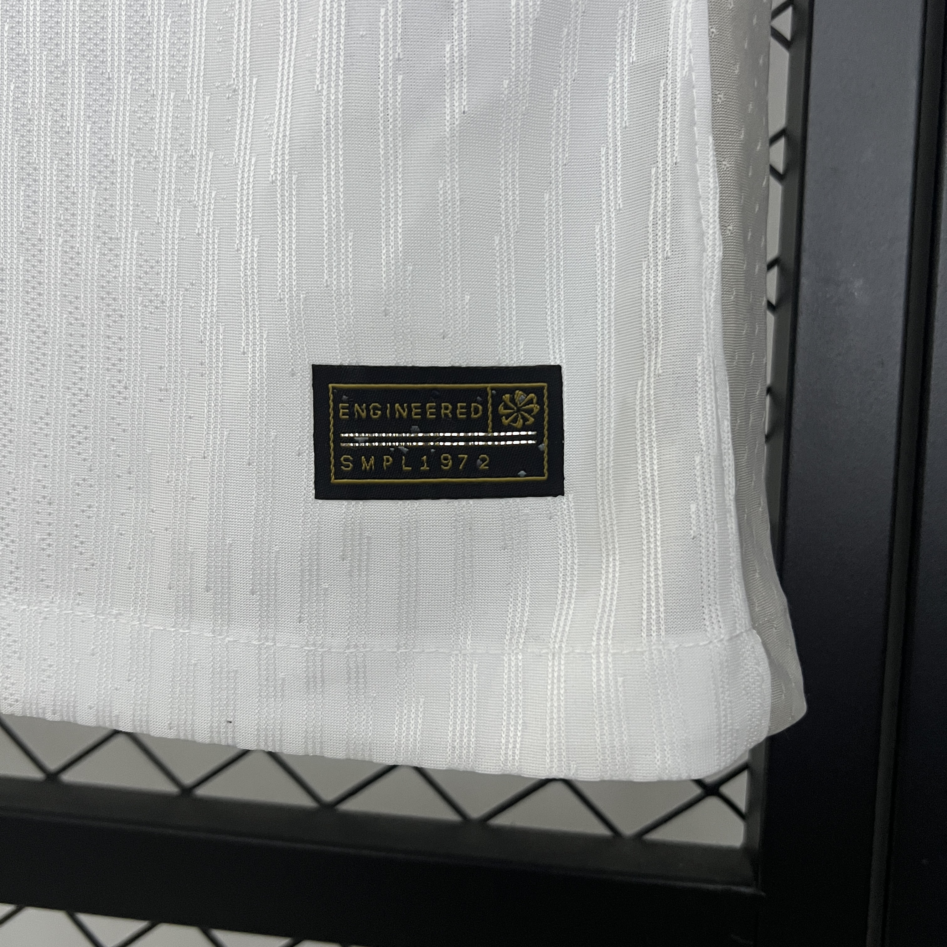 Camisola Principal Tottenham 25/26 - Branca 5