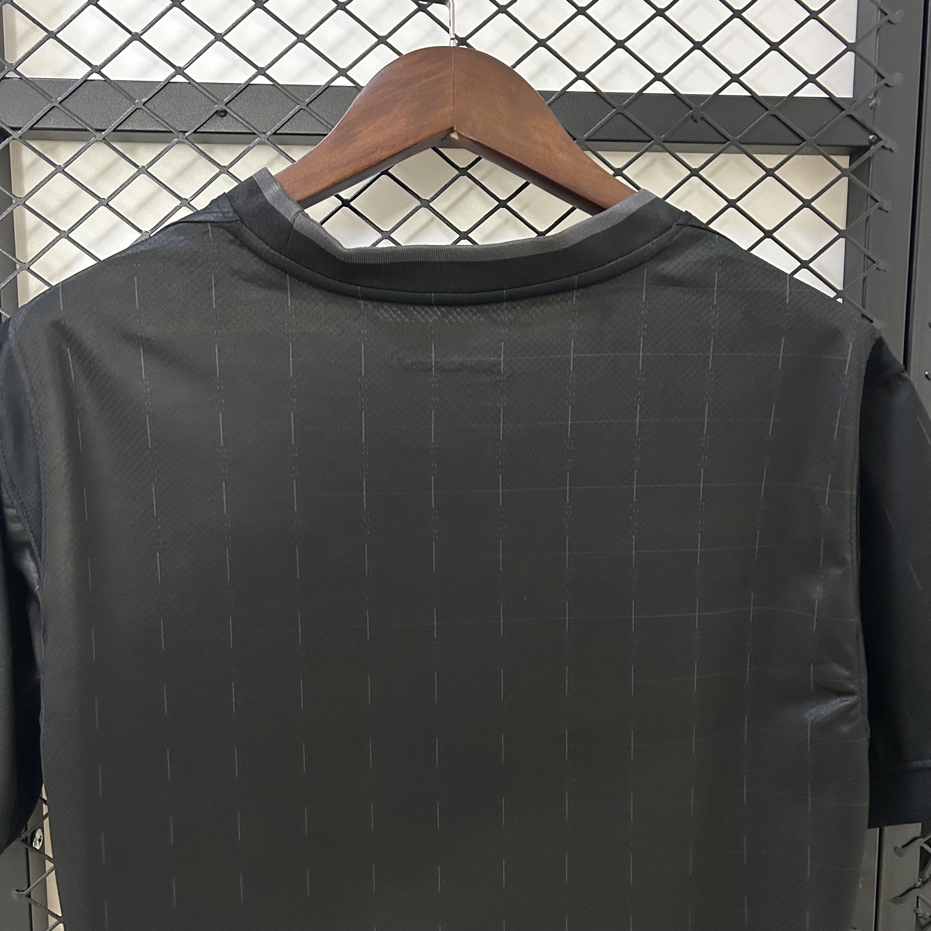 Camisola Alternativa Tottenham 25/26 - Preta 2