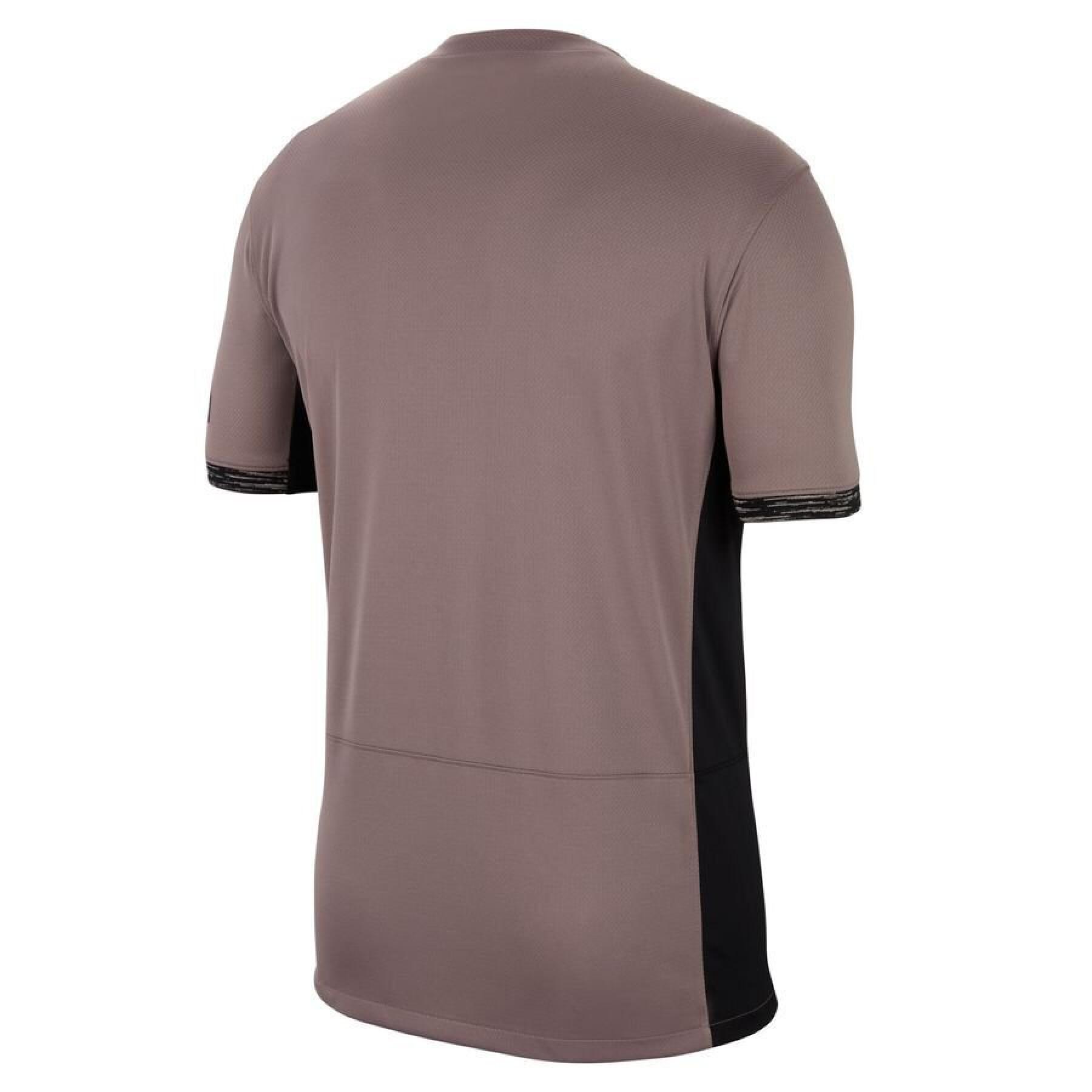 TOTTENHAM THIRD 23-24 2