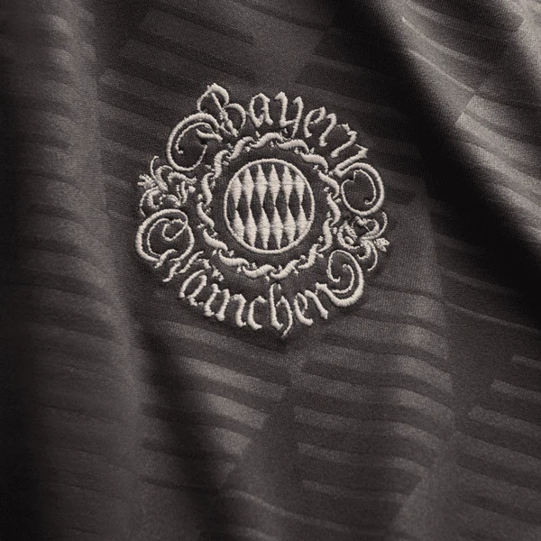 Camisola Especial Bayern de Munique 24/25 - Adidas 4