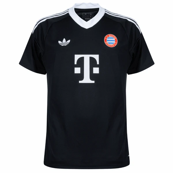 BAYERN DE MUNIQUE TRAINING KIT 24-25 PRETA 1
