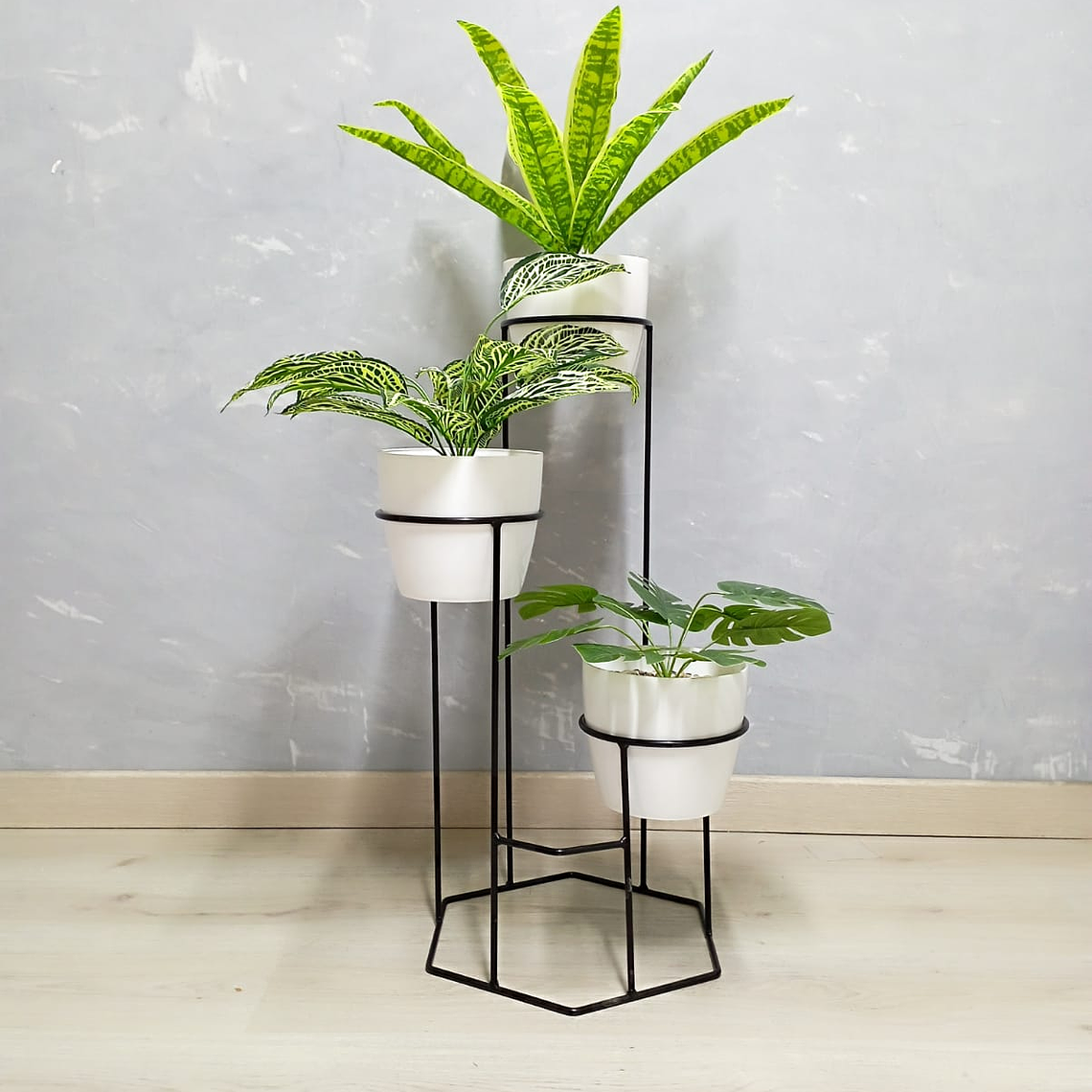 Base Dumar con 3 Materos Plásticos 3