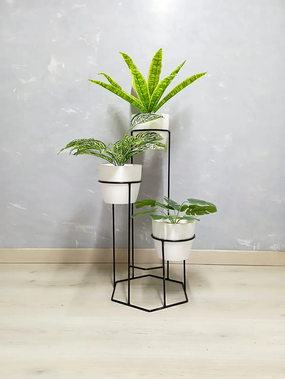 Soporte para Plantas Dumar de 3 Niveles - Incluye Materas 3