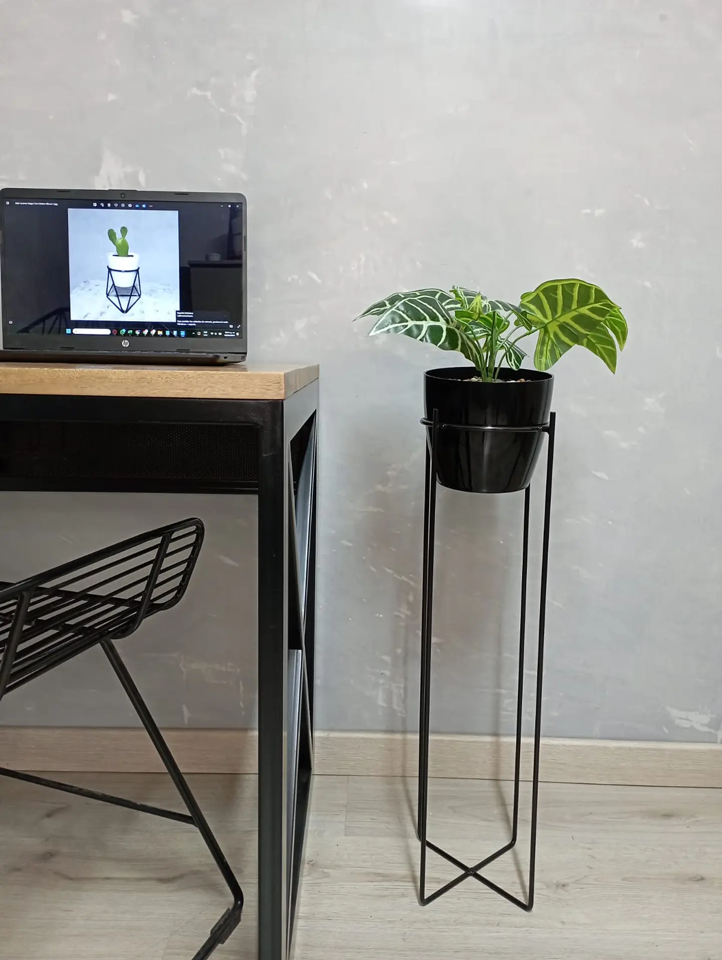 Base Celeste 70cm Con Matero Plástico  2