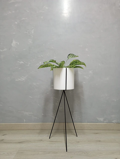 Base Diorita 70 cm con Matero Plástico 