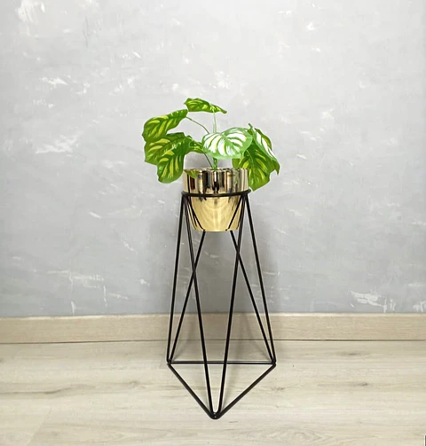 Base Acamar Negra 50 cm Con Matero Metalizado
