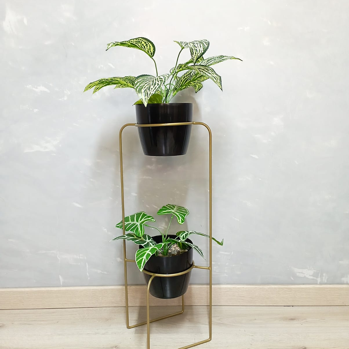 Base Baham con Materos plásticos 8