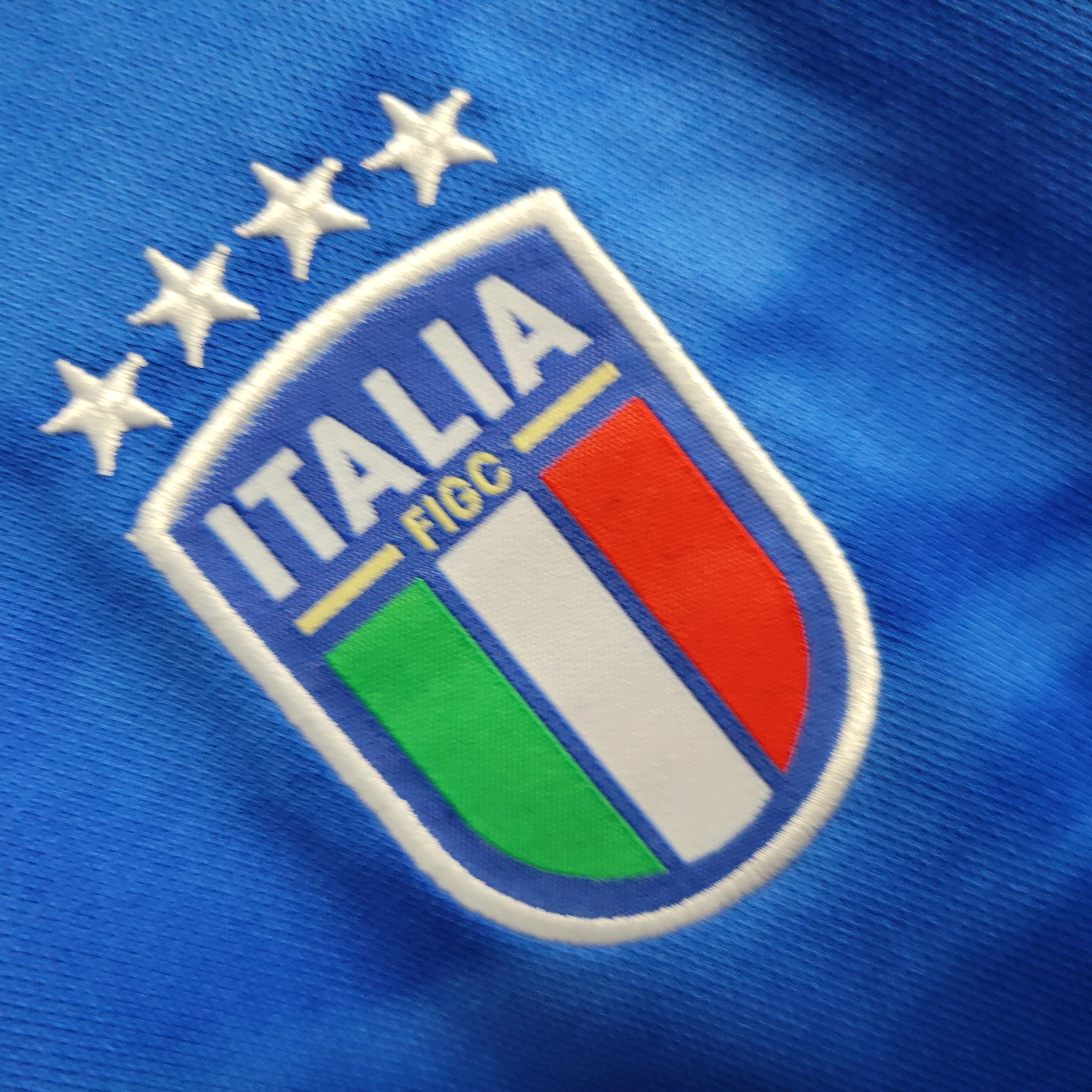 Camisola principal Itália 2023 versão feminina 3