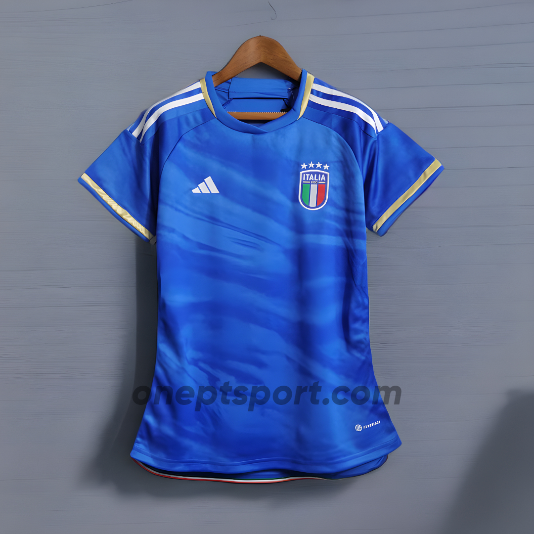 Camisola principal Itália 2023 versão feminina 1