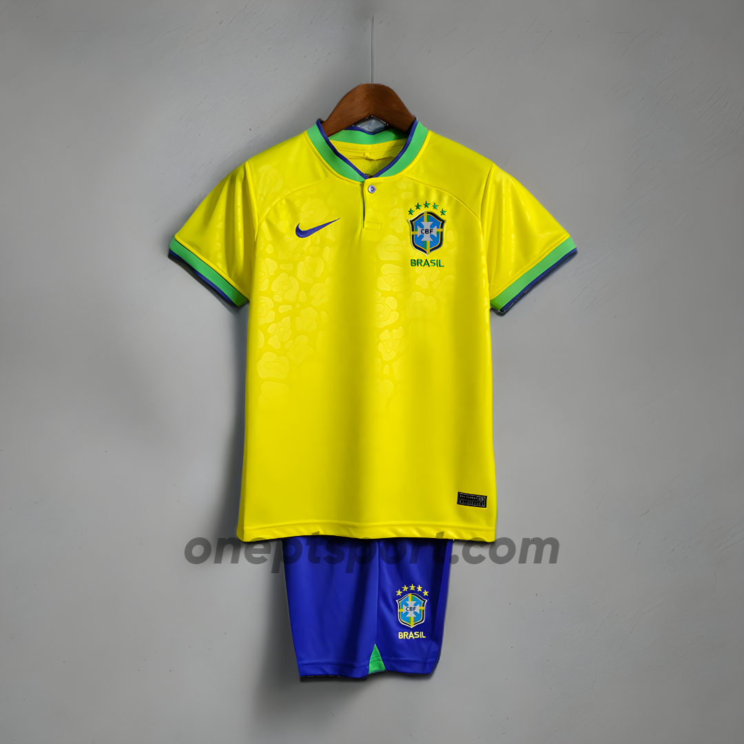Kit Criança Brasil Principal 22/23 1