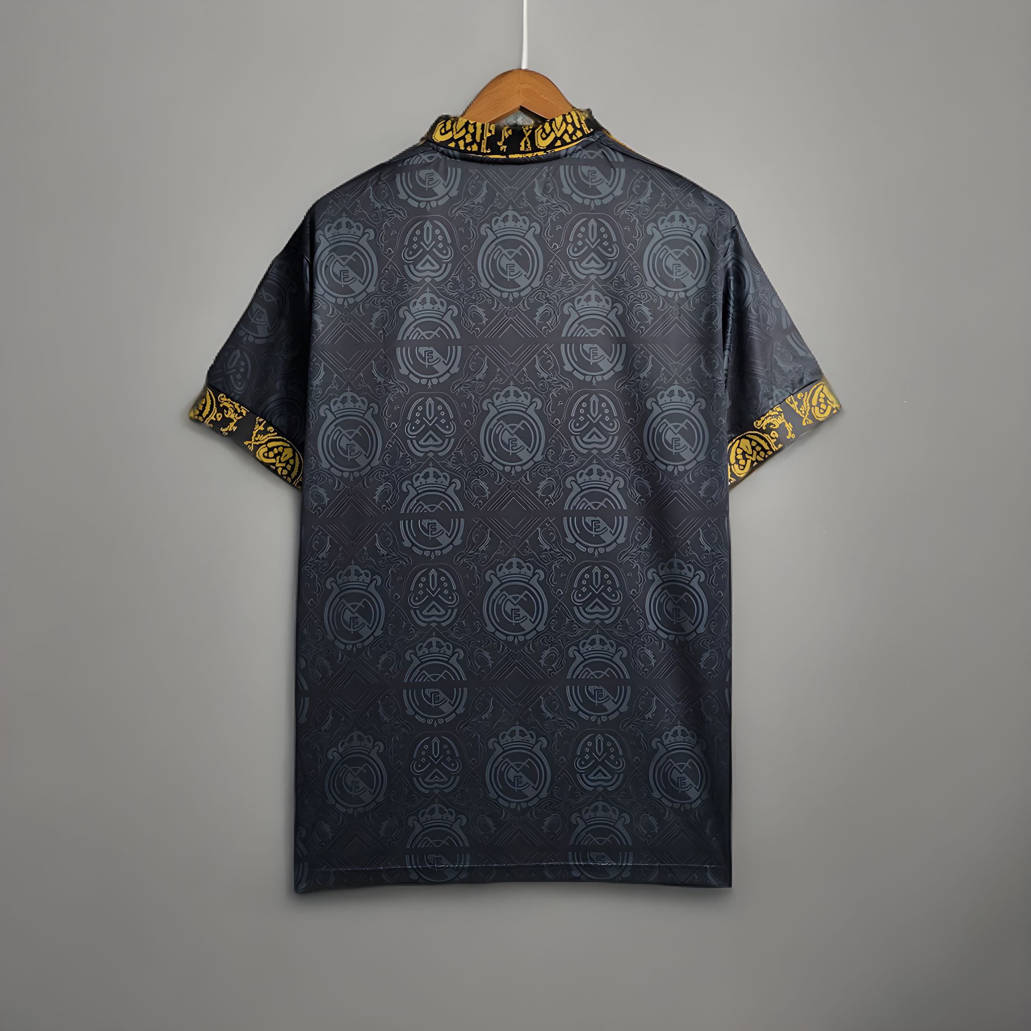 Camisola Real Madrid edição conceptual 2