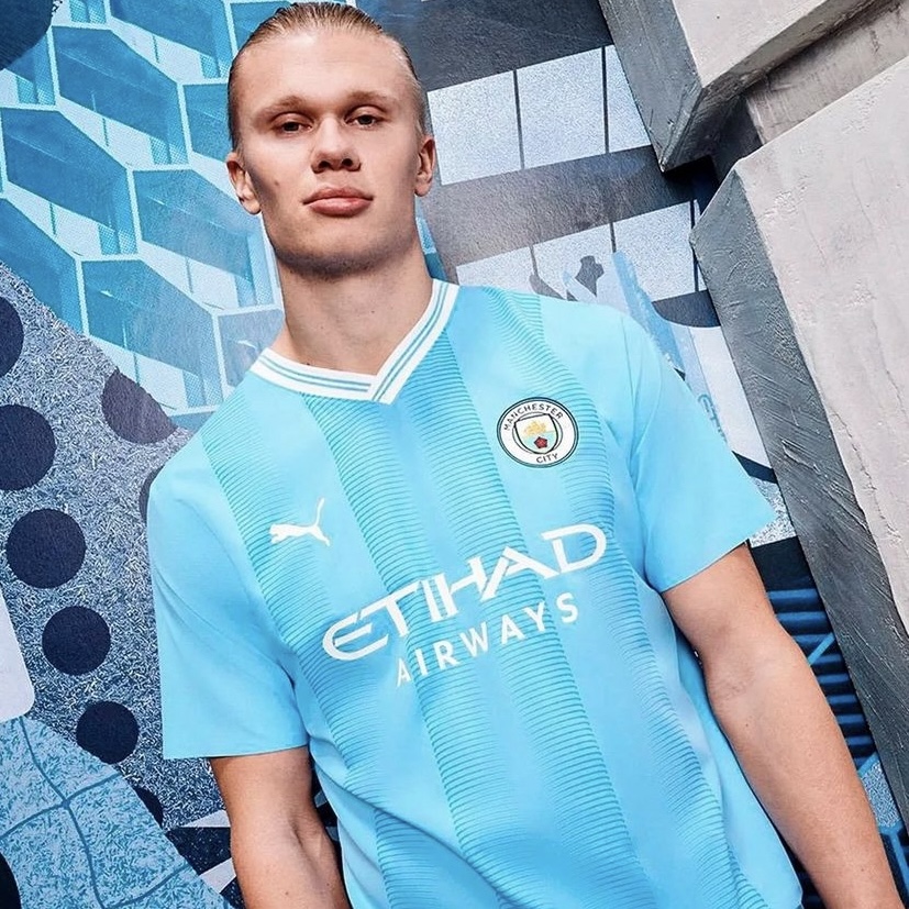 Camisola principal Man City 23/24 - Haaland 9 - Versão adepto 2