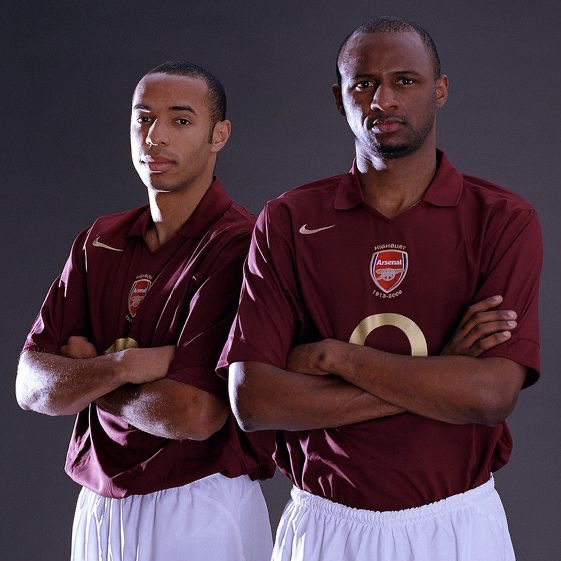 Camisola principal Arsenal 2005/2006 - Versão adepto 2