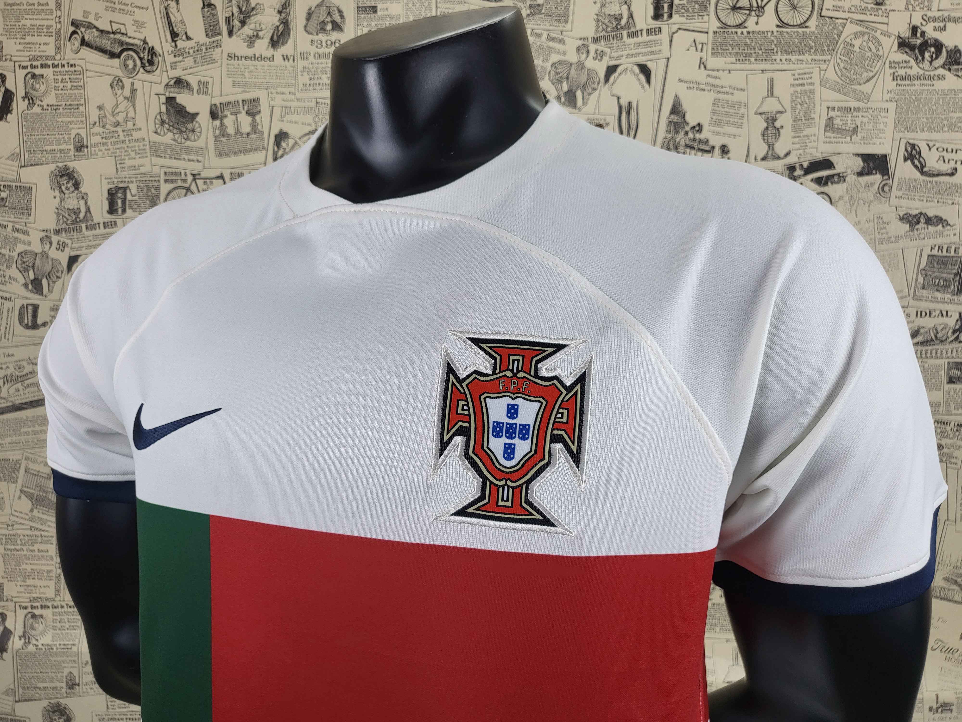 Camisola Alternativa Portugal 2022 - Versão adepto 16