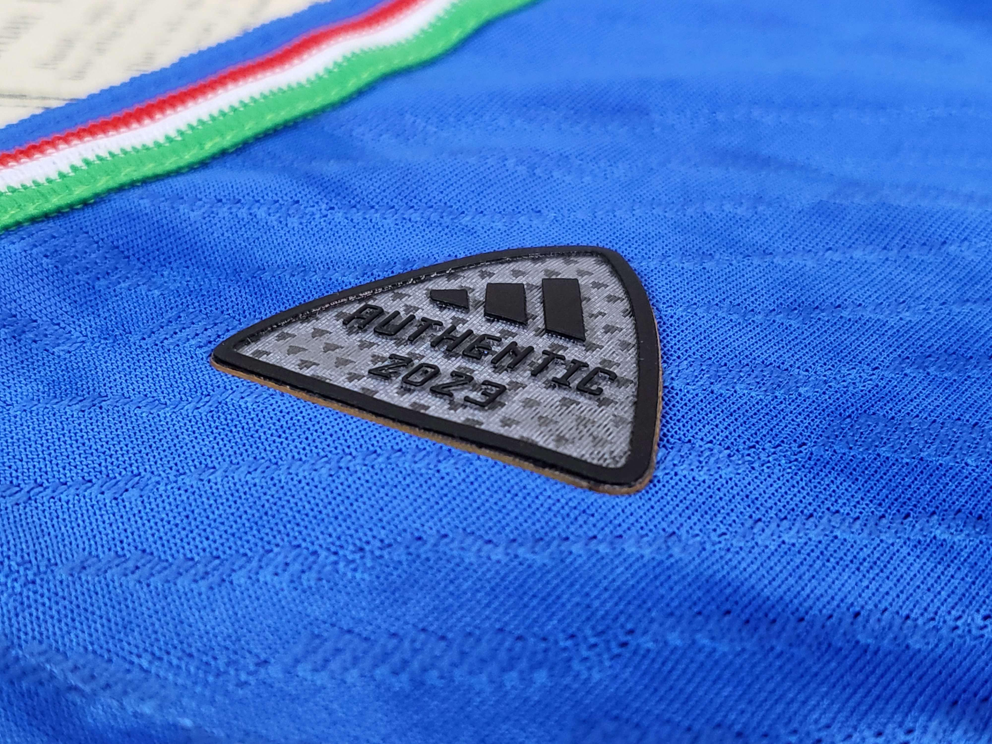 Camisola principal Itália 2023 - Versão jogador 9