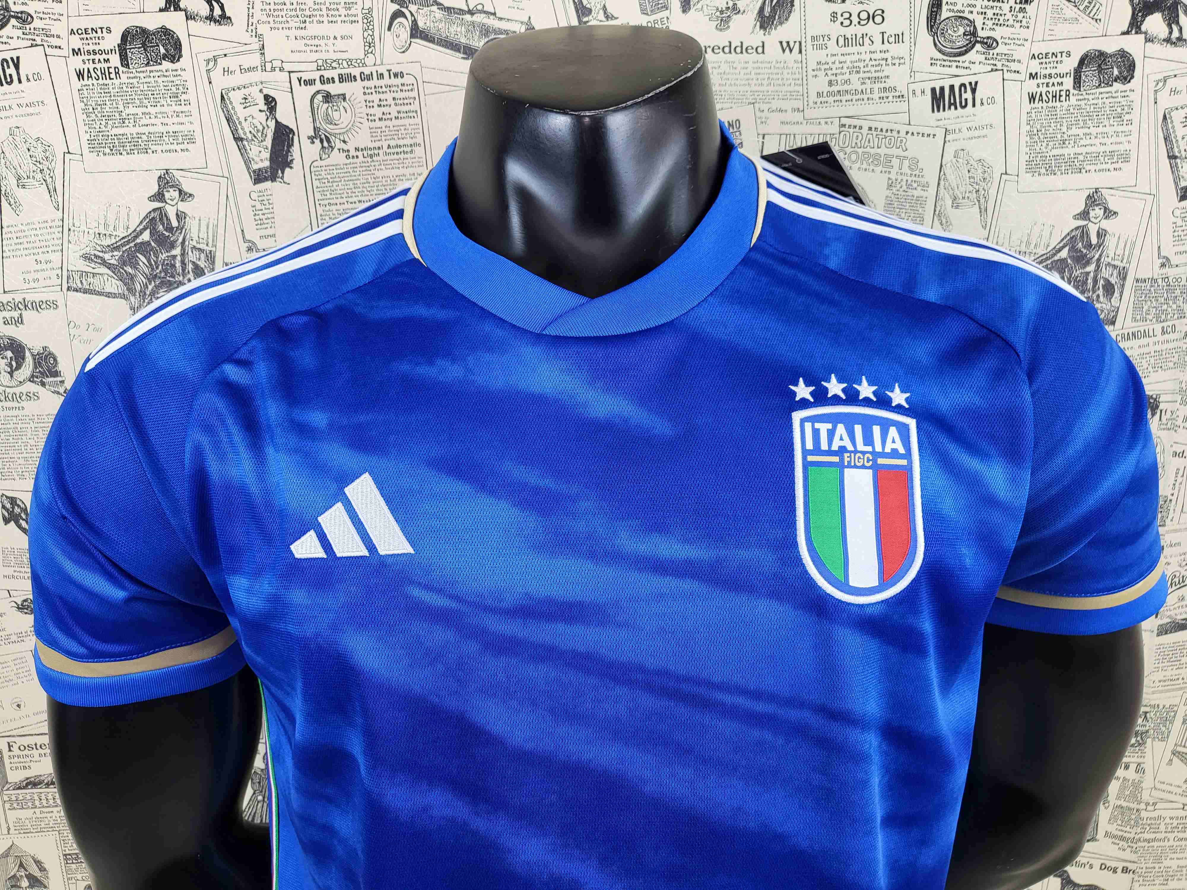 Camisola principal Itália 2023 - Versão adepto 11