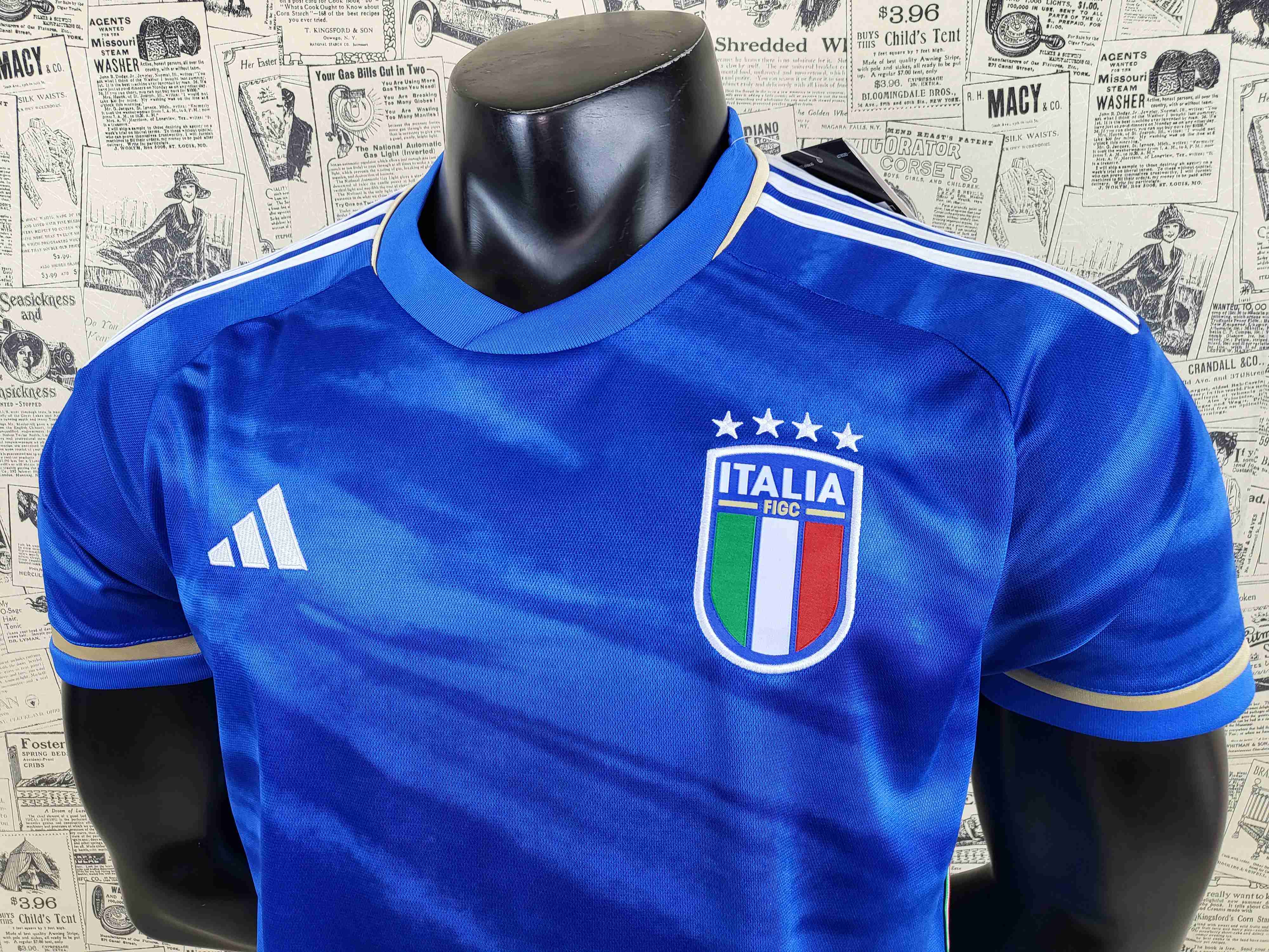 Camisola principal Itália 2023 - Versão adepto 12