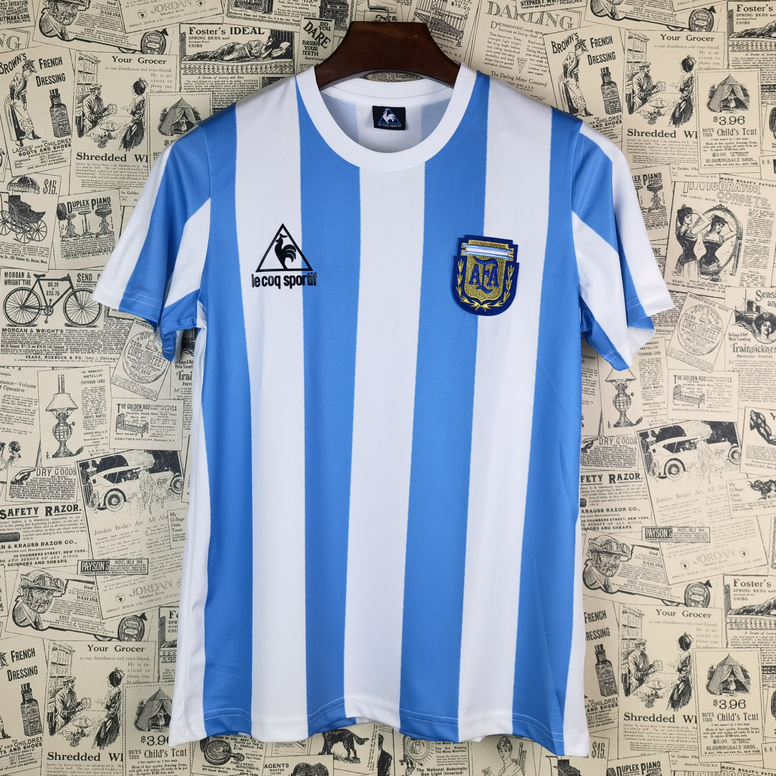 Camisola principal Argentina 1986 - Maradona 10 - Versão adepto 1