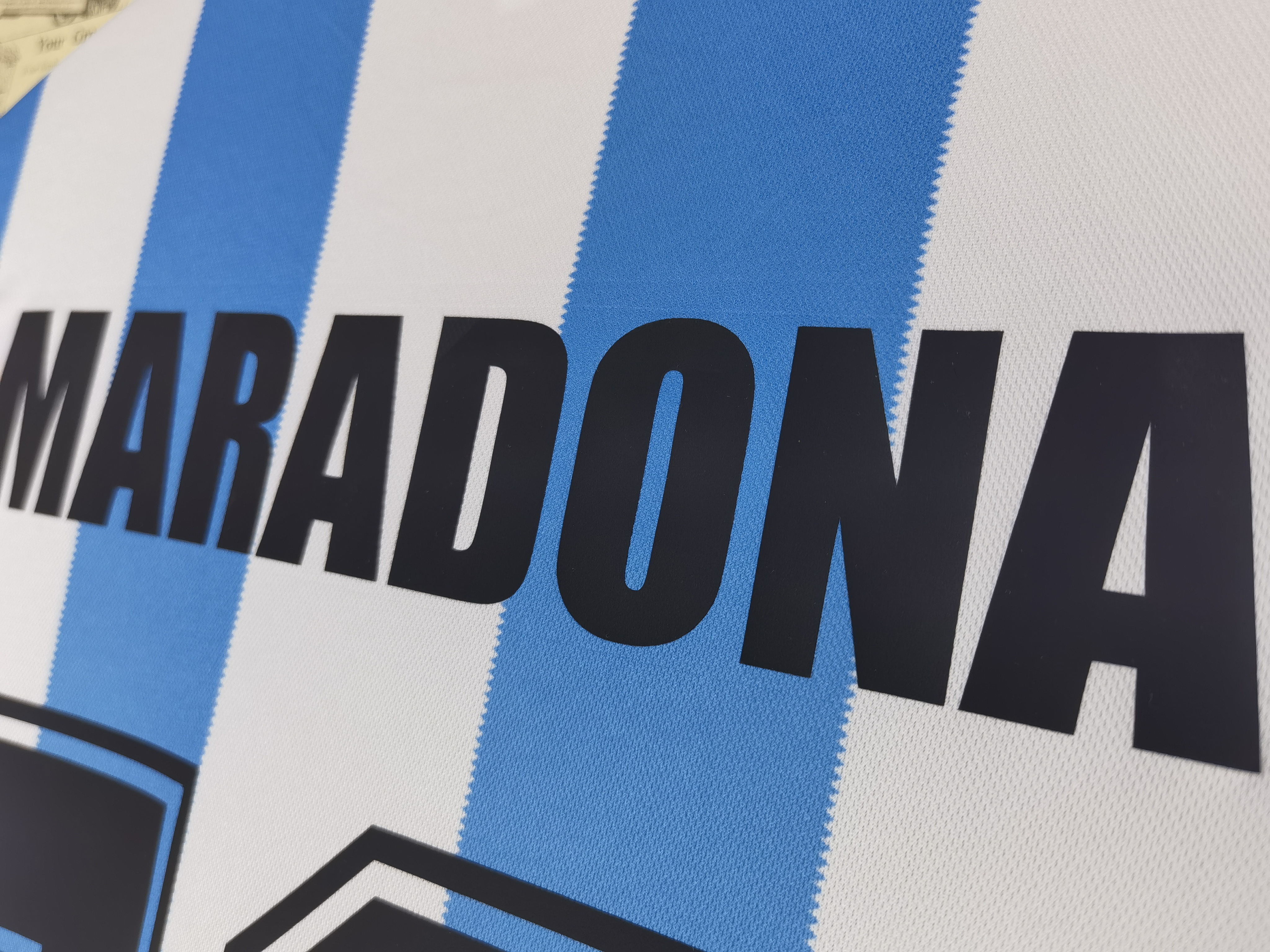 Camisola principal Argentina 1986 - Maradona 10 - Versão adepto 12
