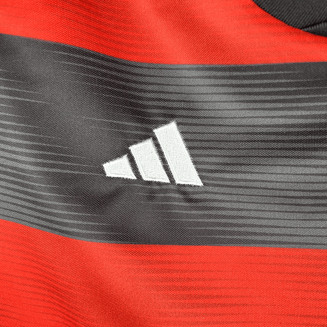 Camisola principal Flamengo 23/24 versão feminina