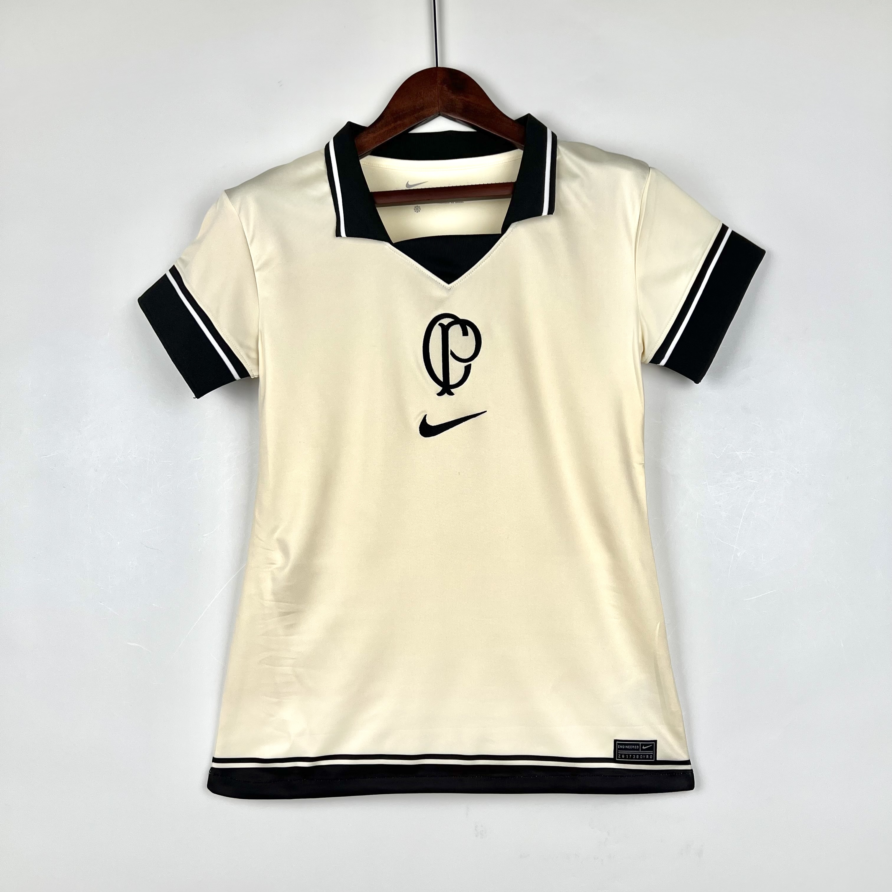 4ª Camisola Corinthians 23/24 versão feminina 1