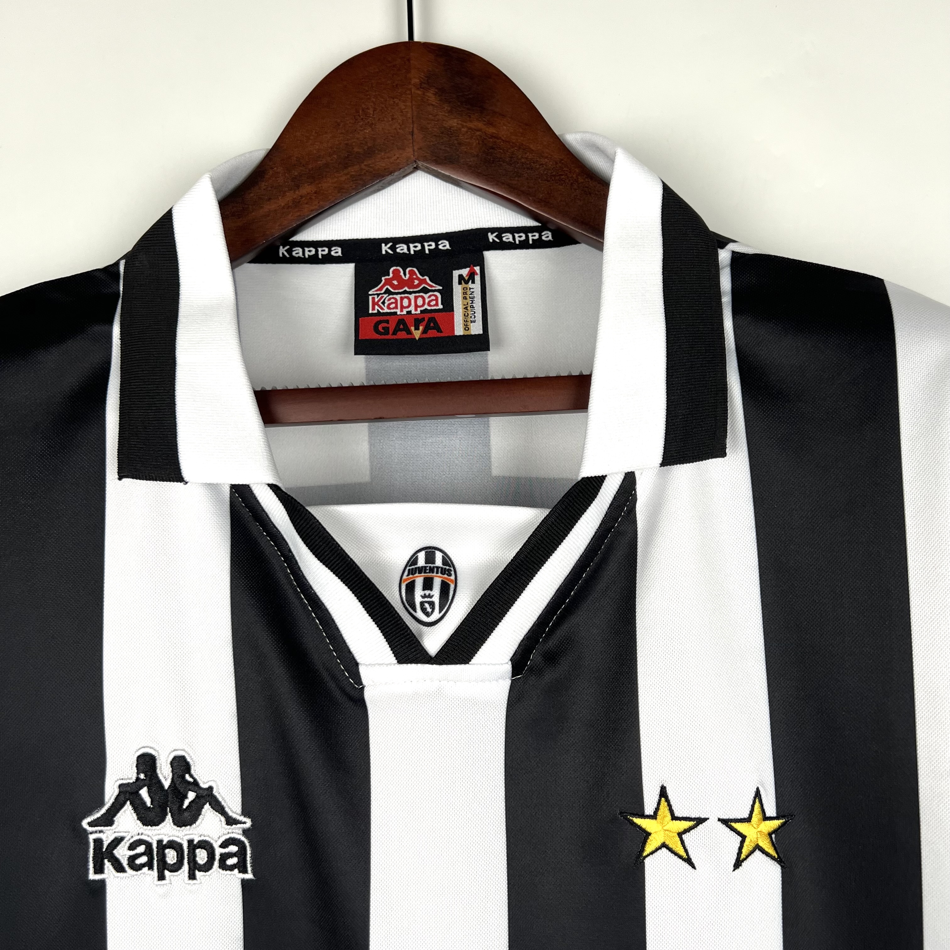 Camisola Principal Juventus 1996/1997 - Versão adepto 6
