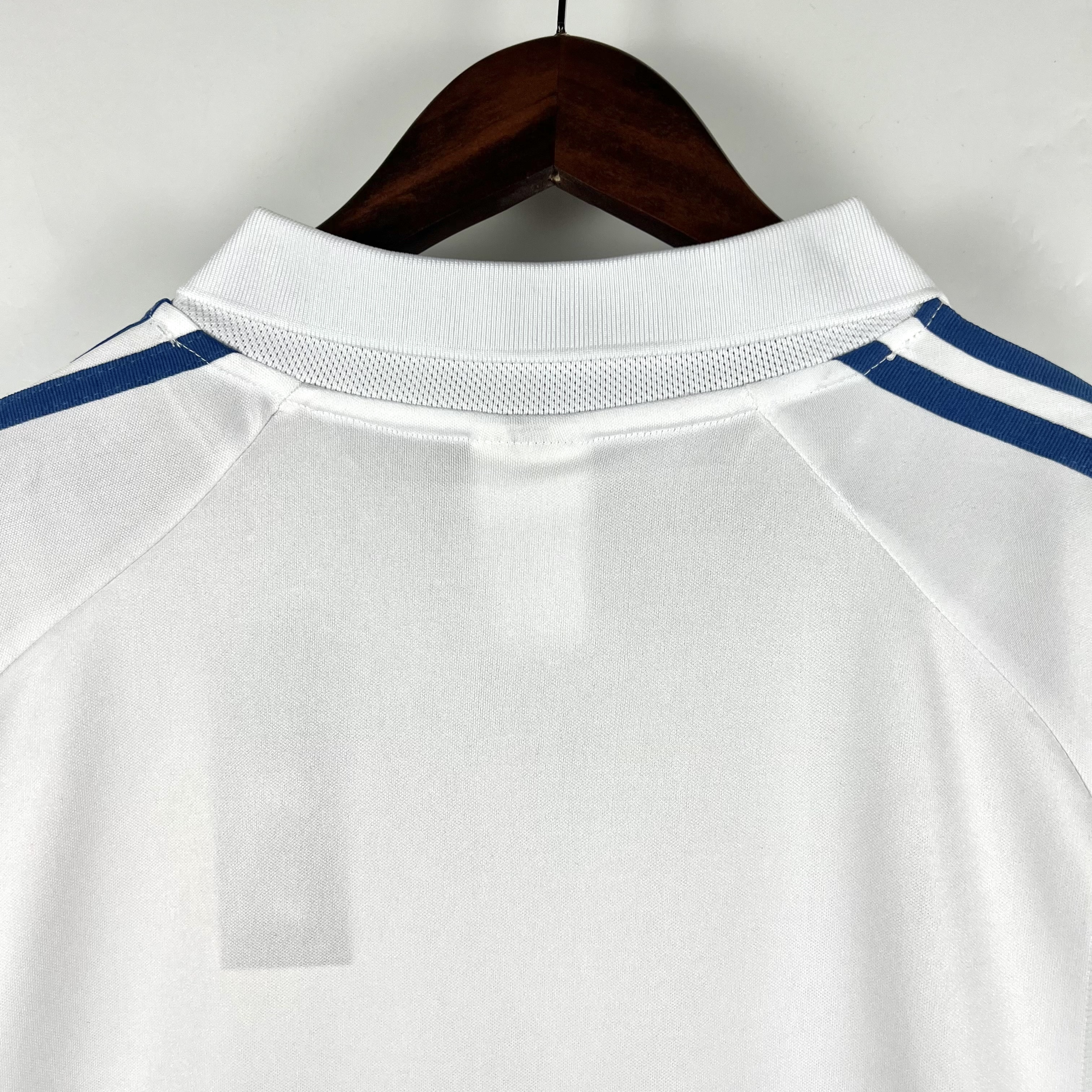 Camisola principal Real Madrid 2001/2002 - Versão adepto 7