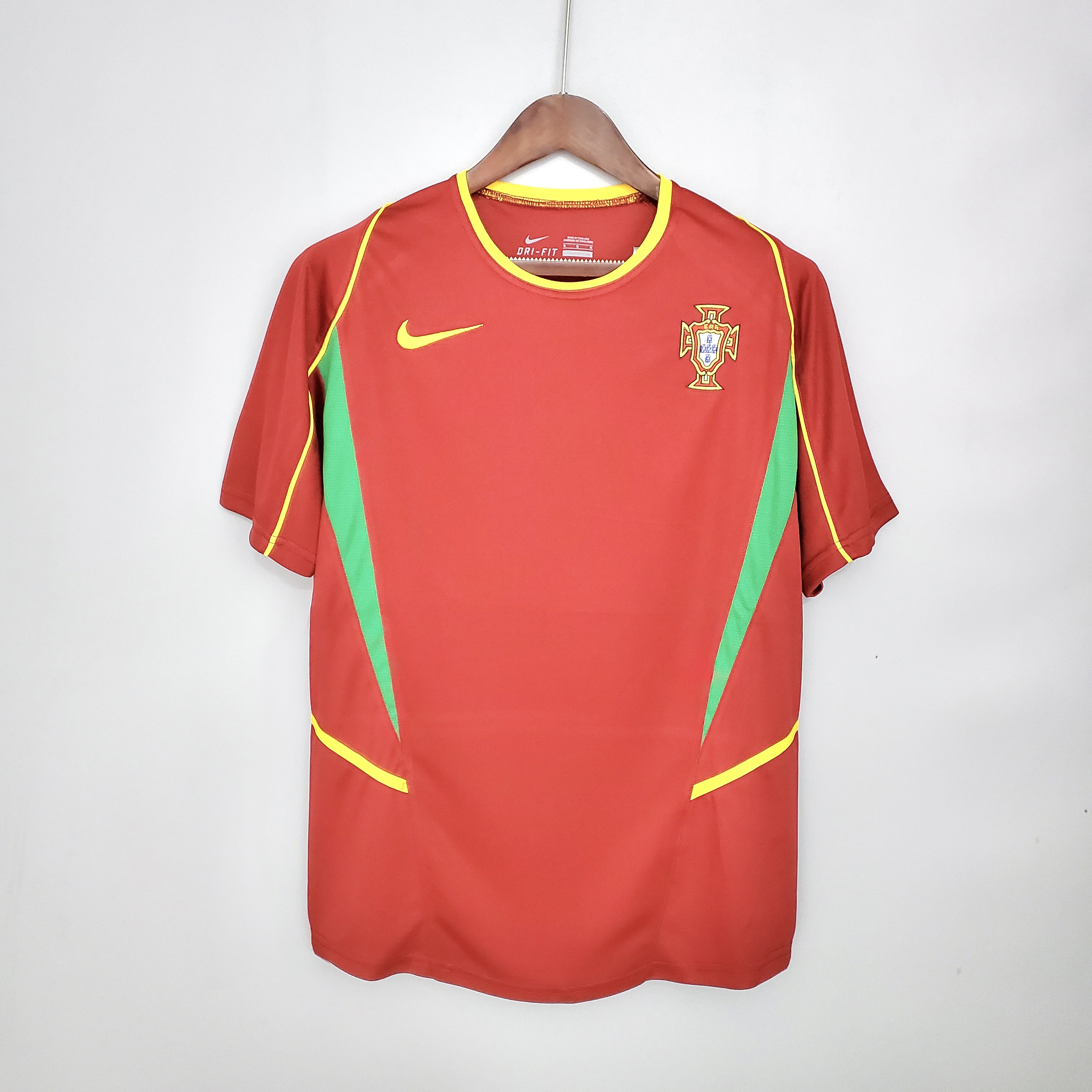 Camisola principal Portugal 2002 - Versão adepto 1