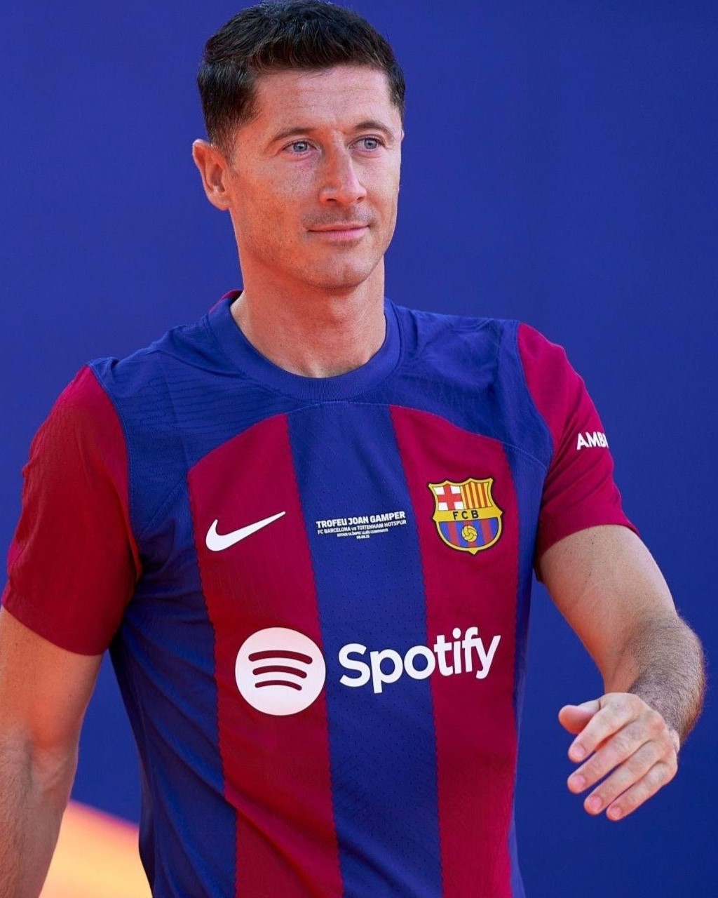 Camisola Principal Barcelona 23/24 - Lewandowski 9 8