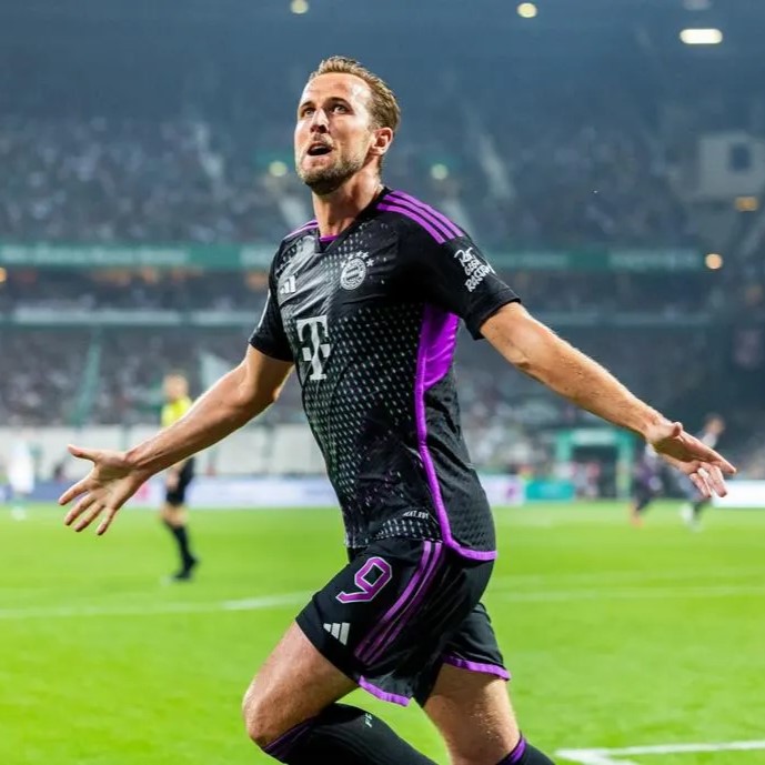 Camisola alternativa Bayern Munique 23/24 - Kane 9 4