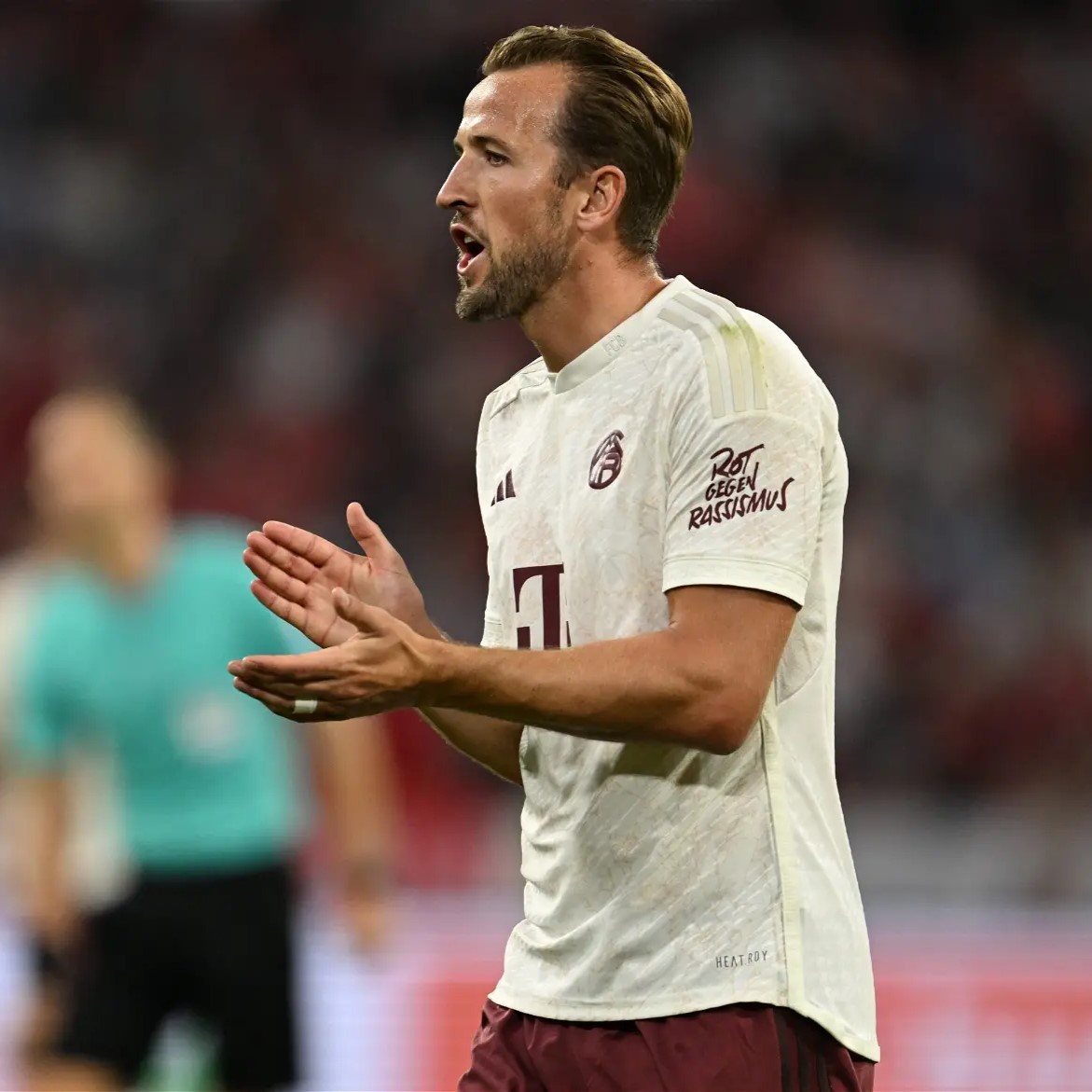 3ª Camisola Bayern Munique 23/24 - Kane 9 4