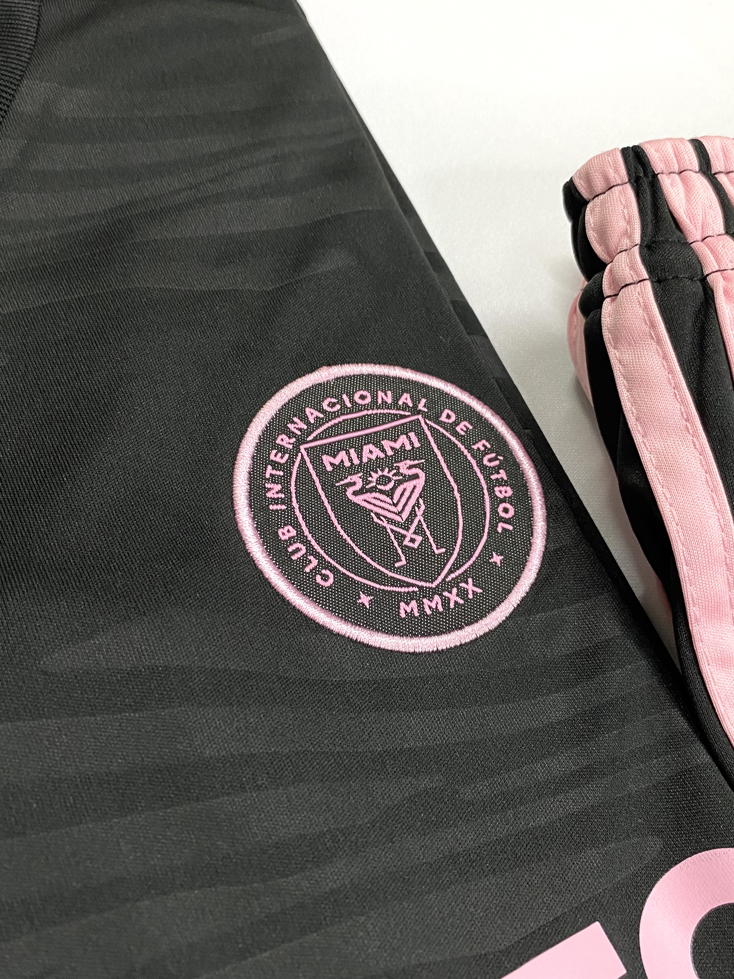 Kit Criança Inter Miami alternativo 23/24 - Messi 10 9