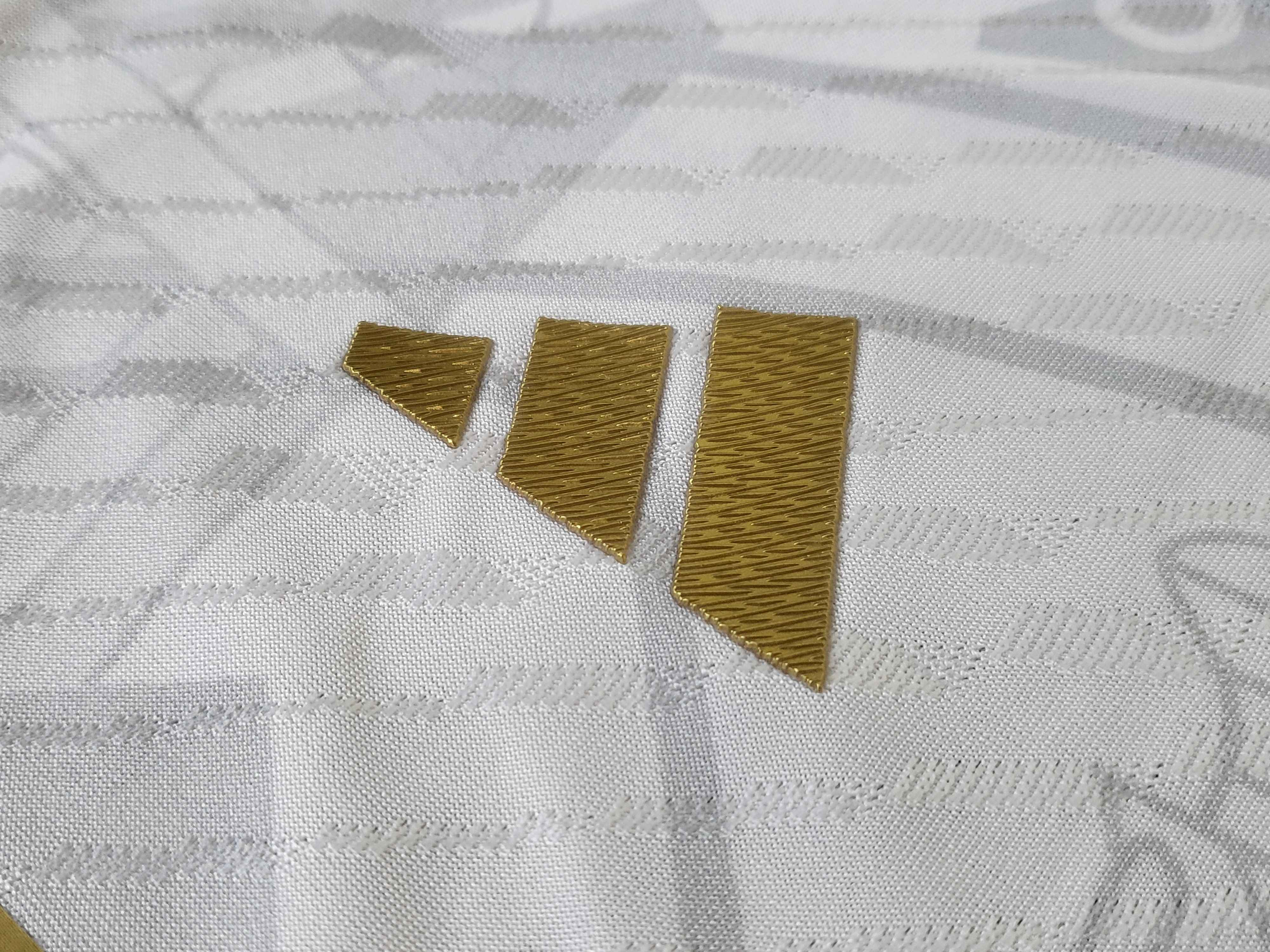 Camisola Real Madrid Edição Especial - Versão jogador 6