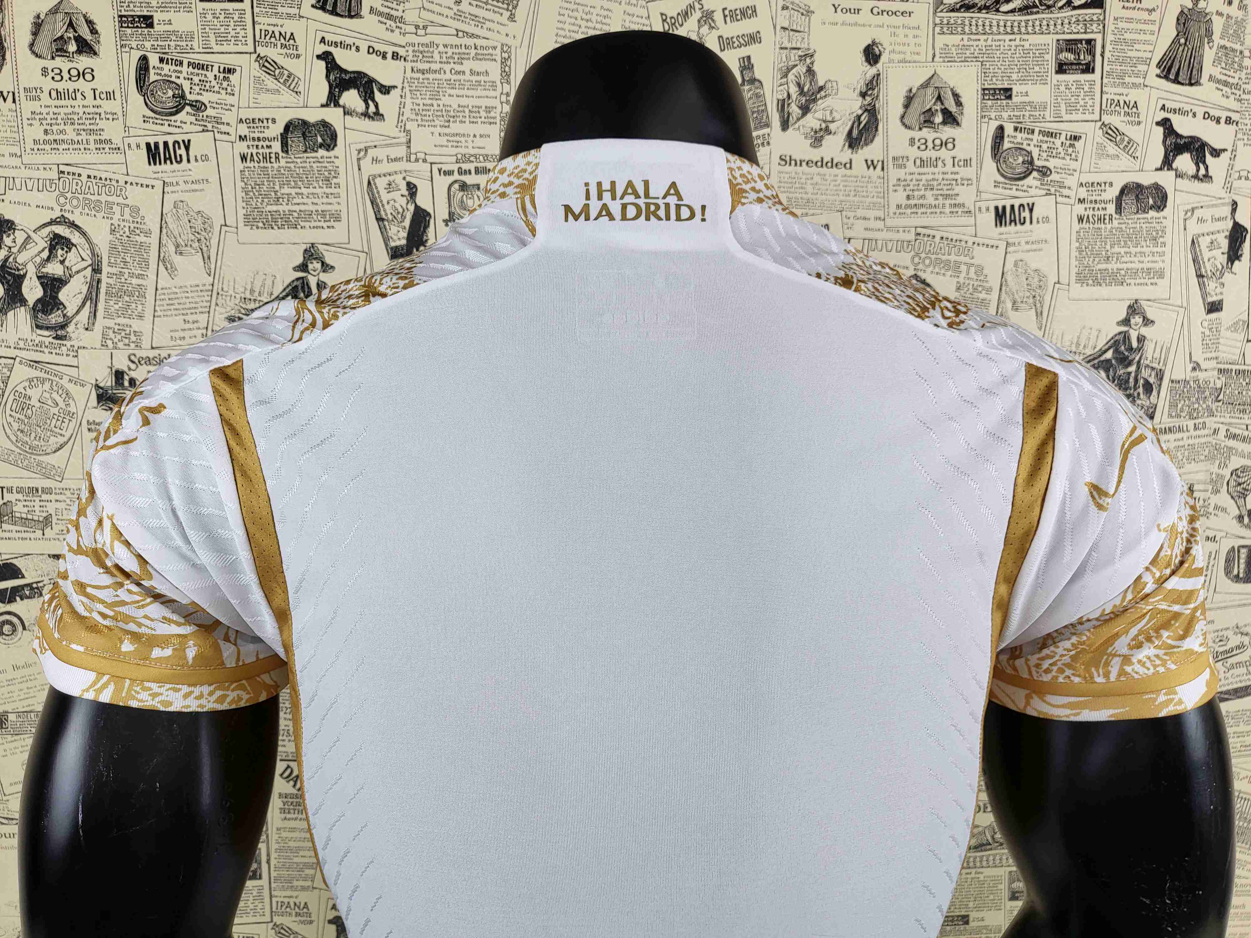 Camisola Real Madrid Edição Especial - Versão jogador 16