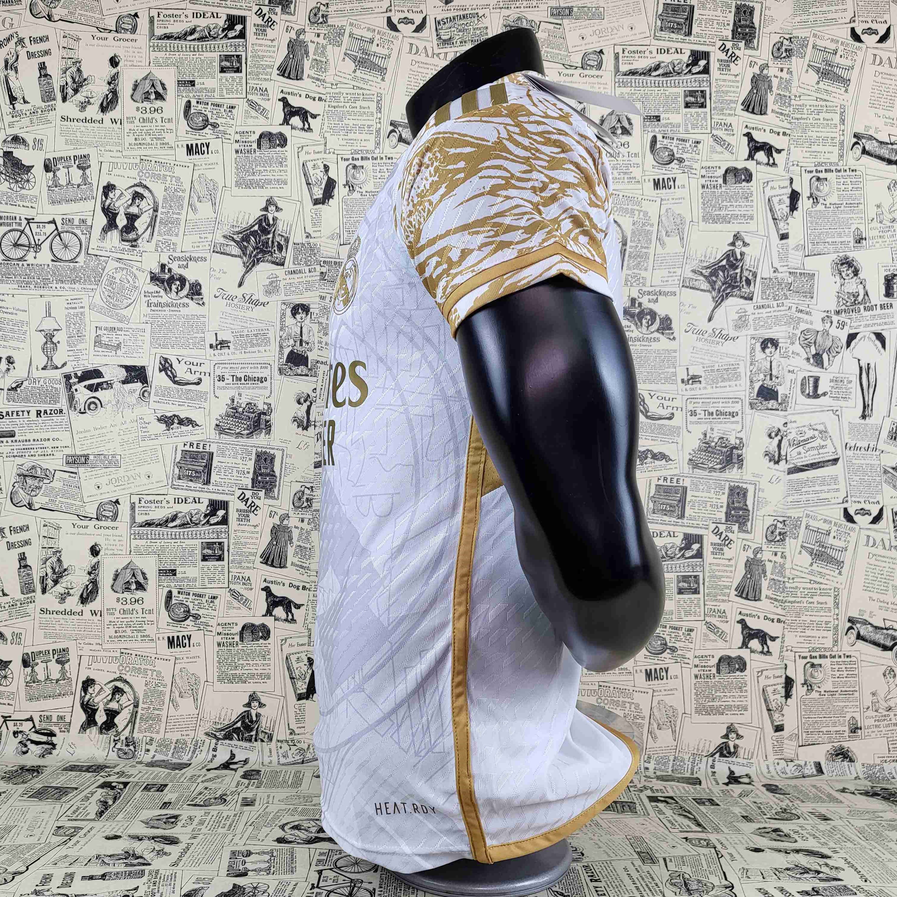 Camisola Real Madrid Edição Especial - Versão jogador 17