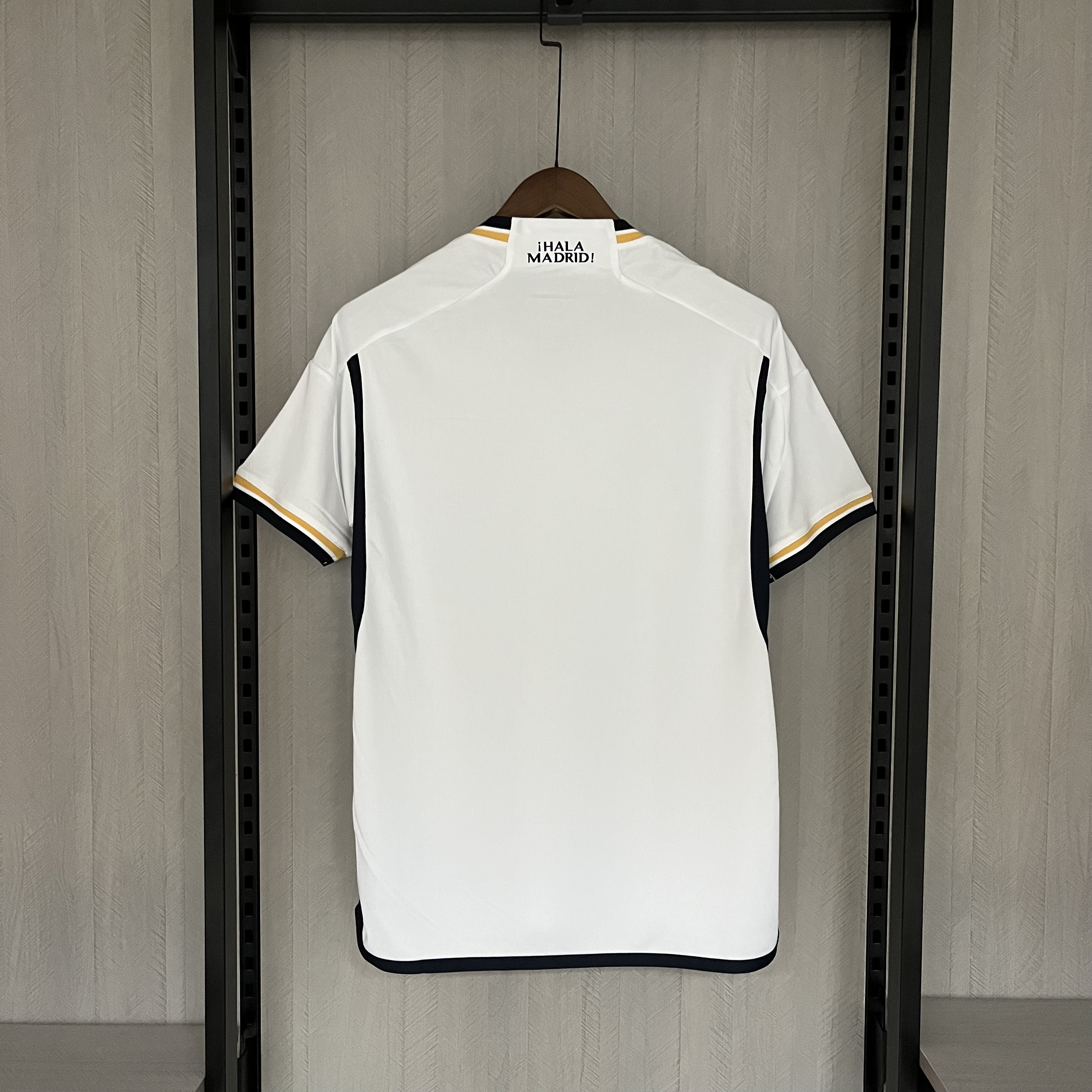 Camisola Principal Real Madrid 23/24 - Versão Adepto 3