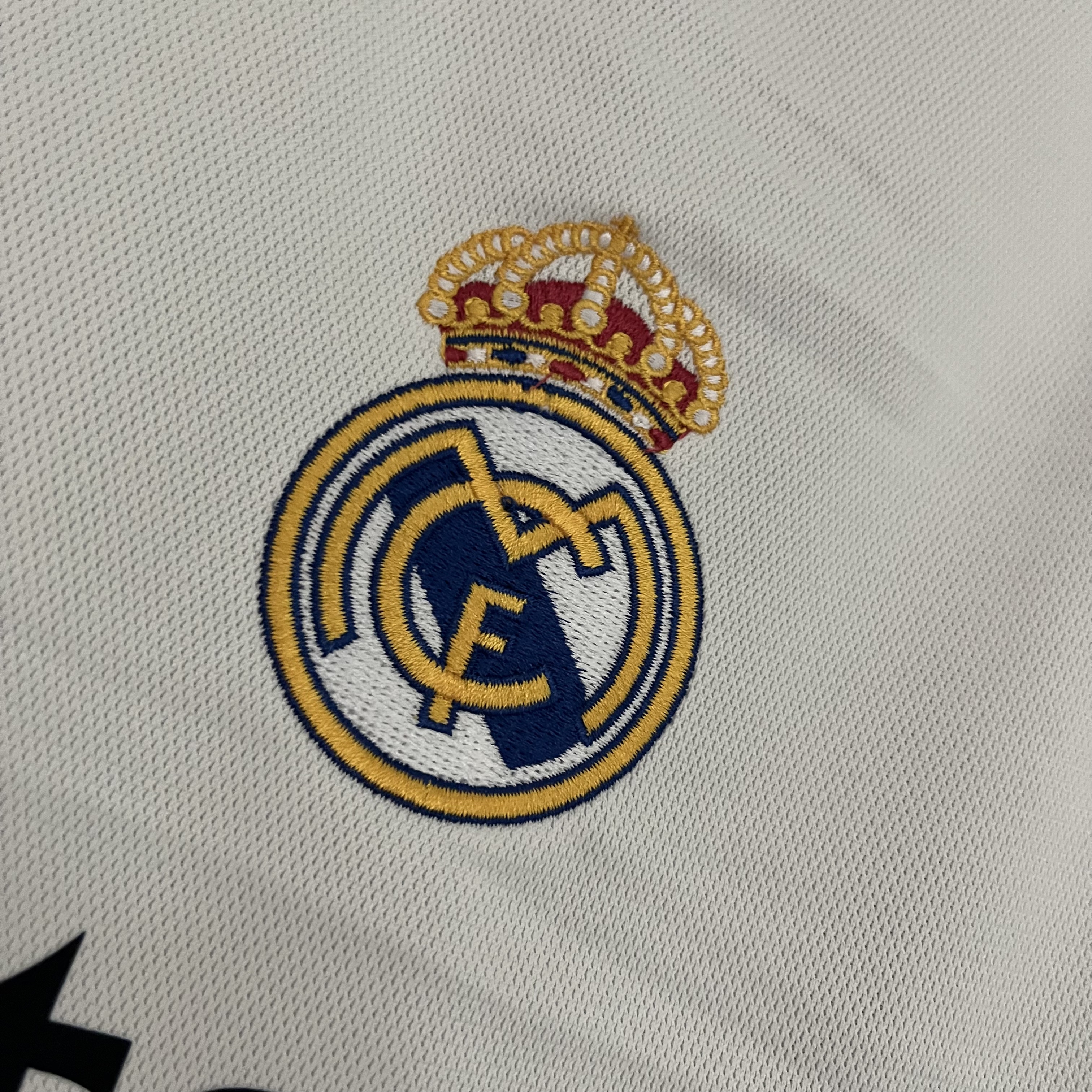 Camisola Principal Real Madrid 23/24 - Versão Adepto 4