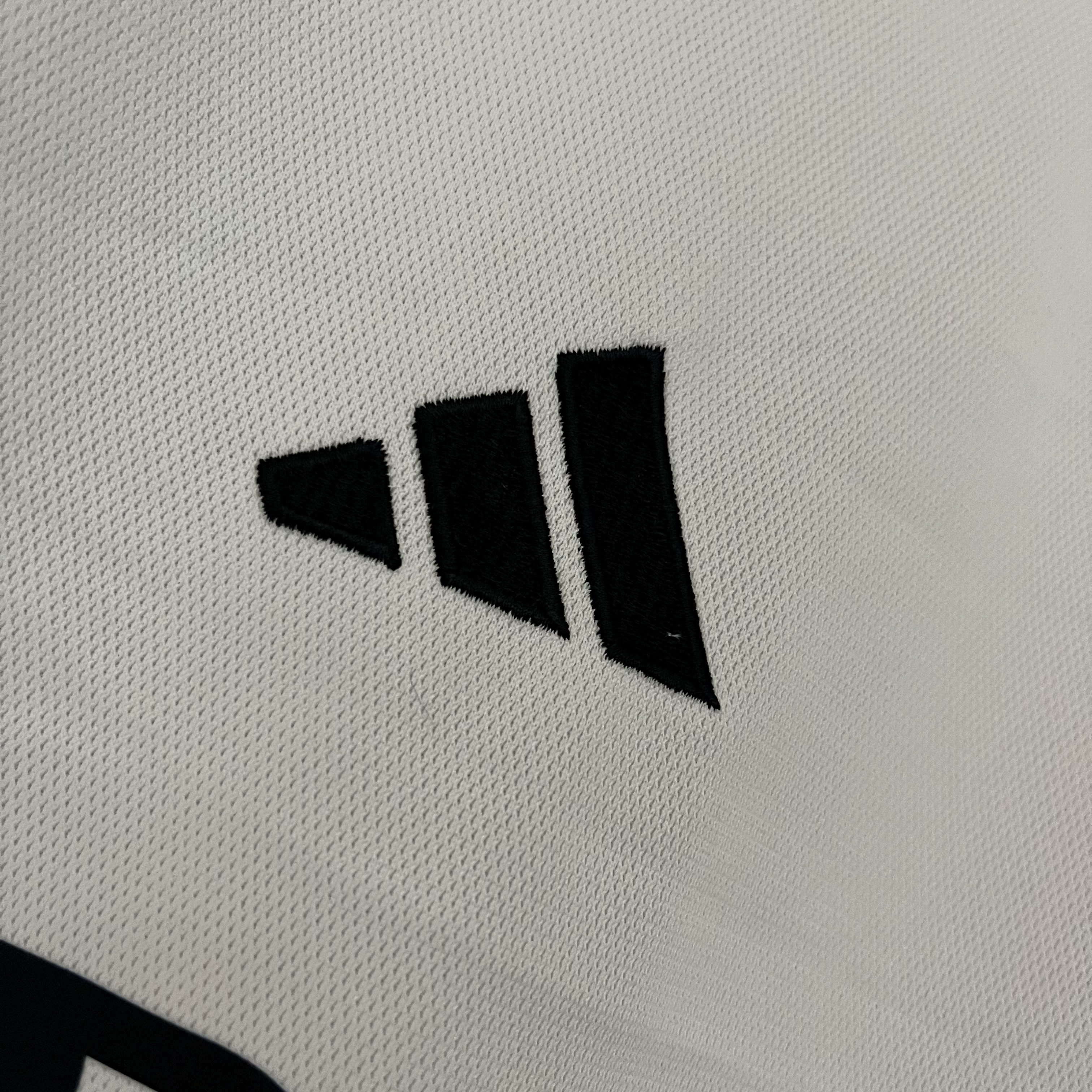 Camisola Principal Real Madrid 23/24 - Versão Adepto 5