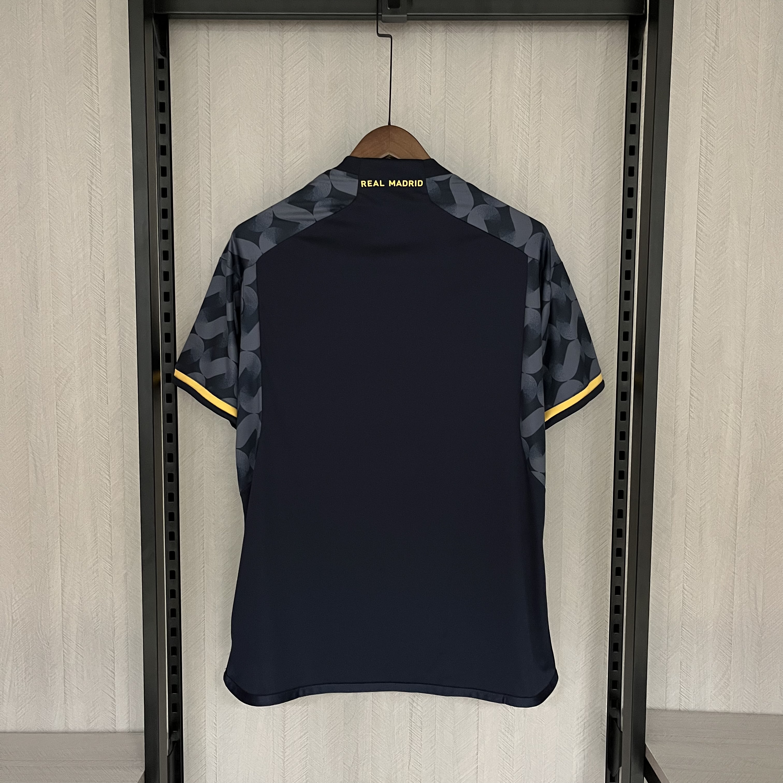 Camisola alternativa Real Madrid 23/24 - Versão Adepto 3