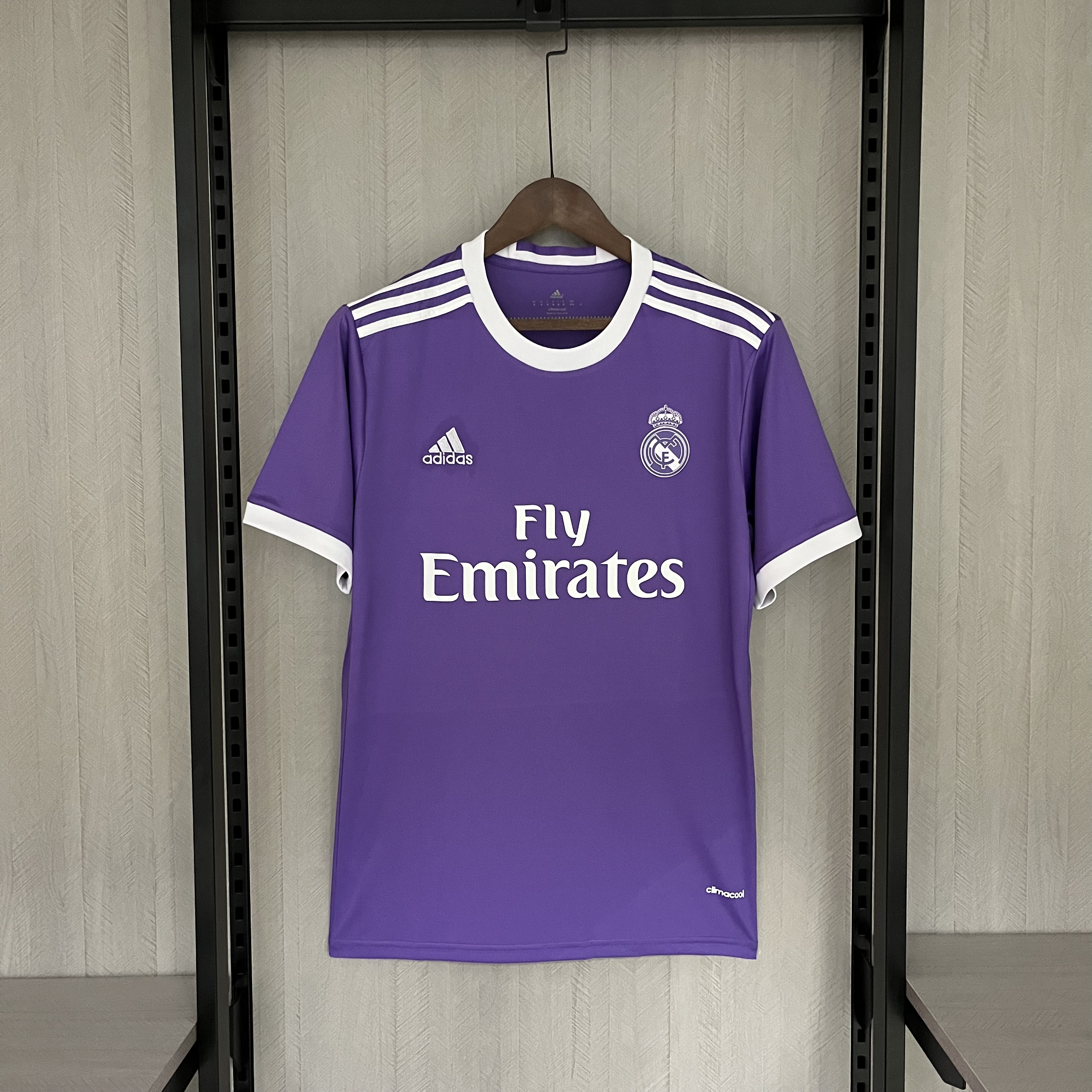 Camisola alternativa Real Madrid 2016/2017 - Versão adepto 1