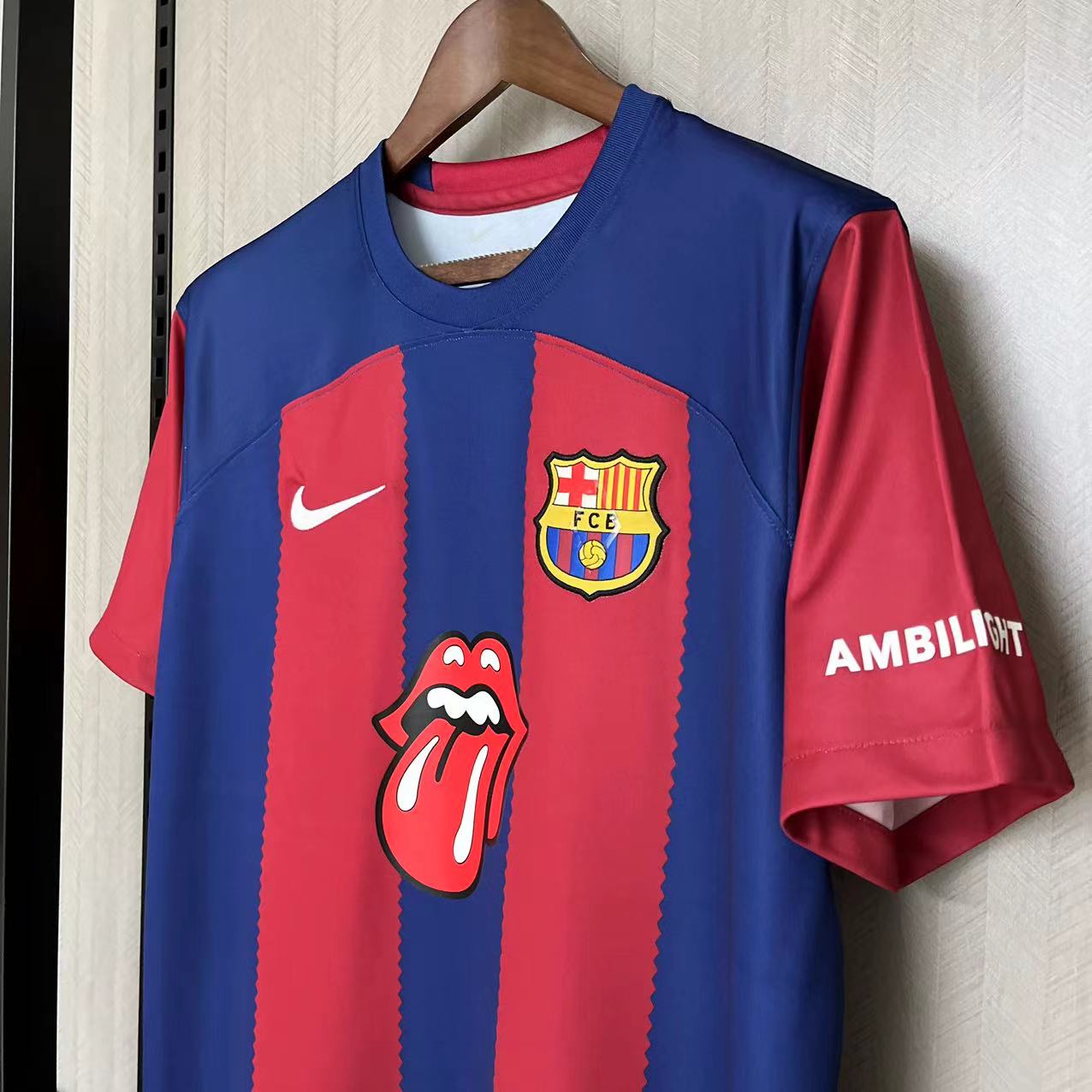 Camisola Principal Barcelona 23/24 - Rolling Stones - Versão Adepto  7
