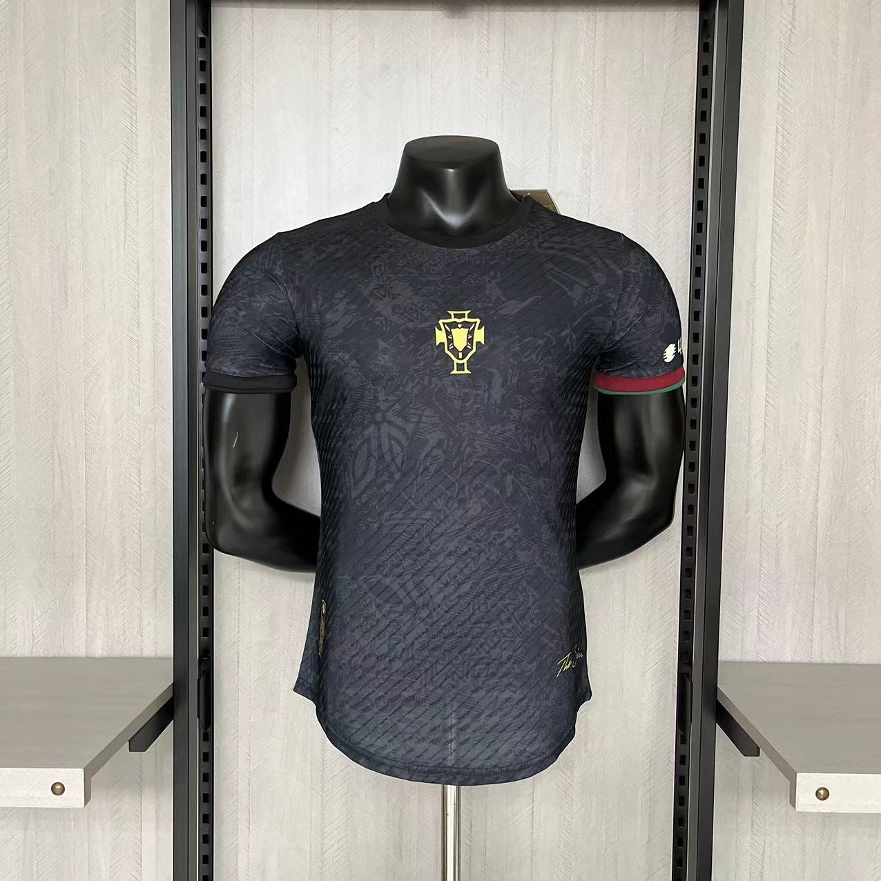 Camisola Portugal edição especial CR7 - Versão Jogador 1