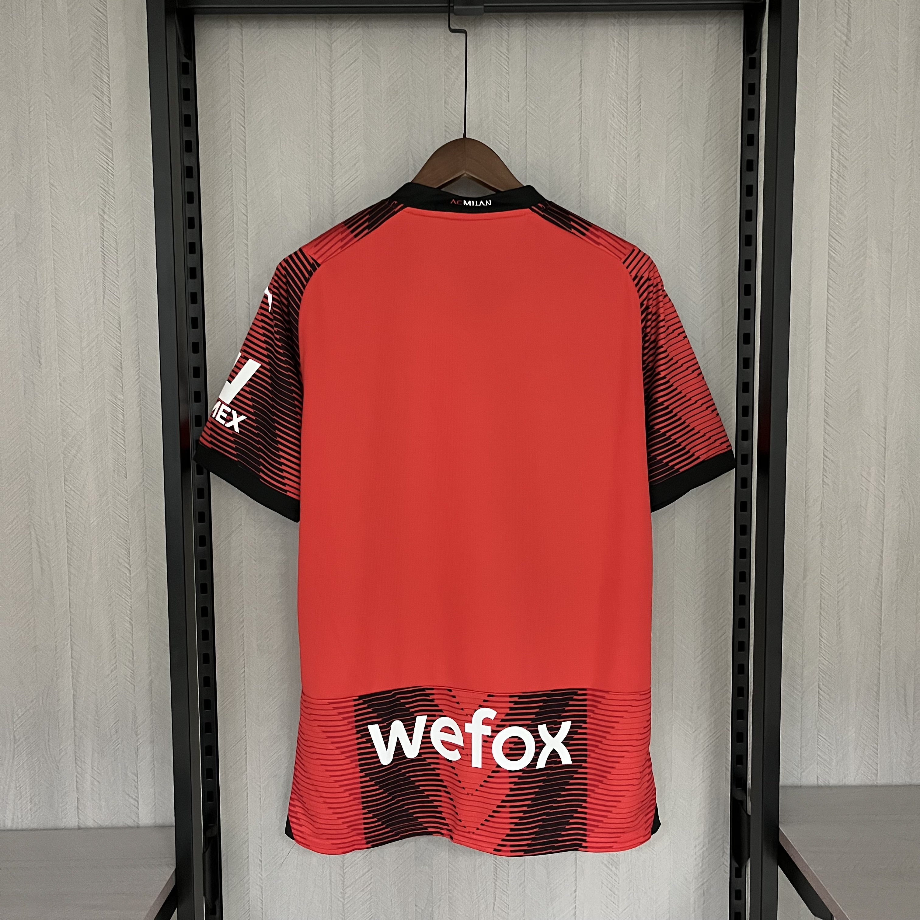 Camisola Principal AC Milan 23/24 - Versão adepto 3