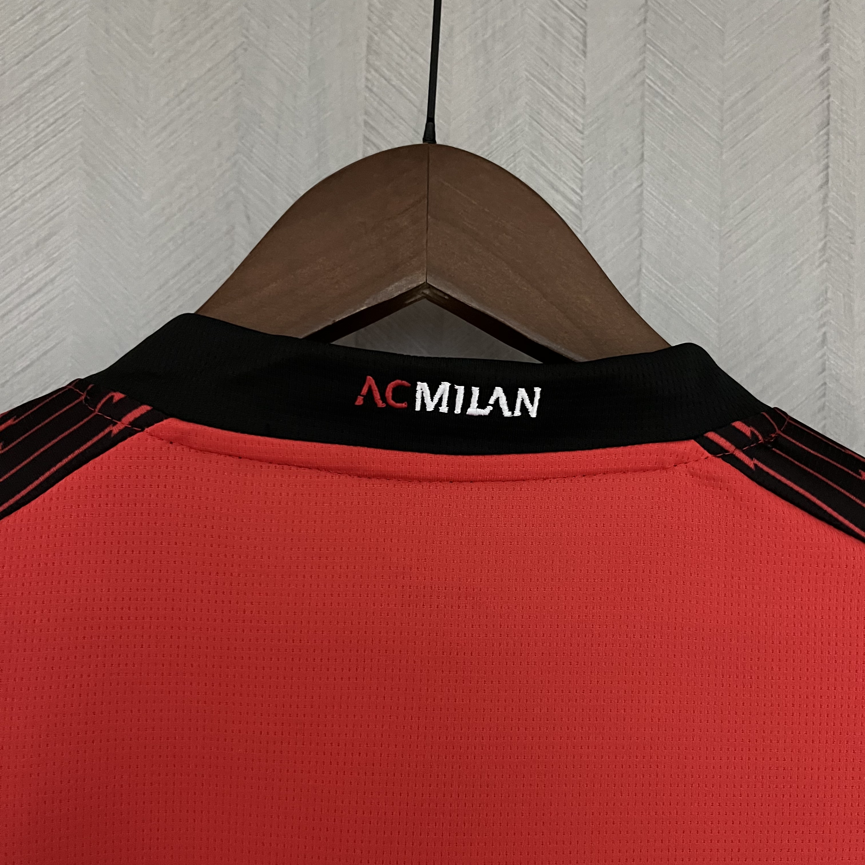 Camisola Principal AC Milan 23/24 - Versão adepto 9
