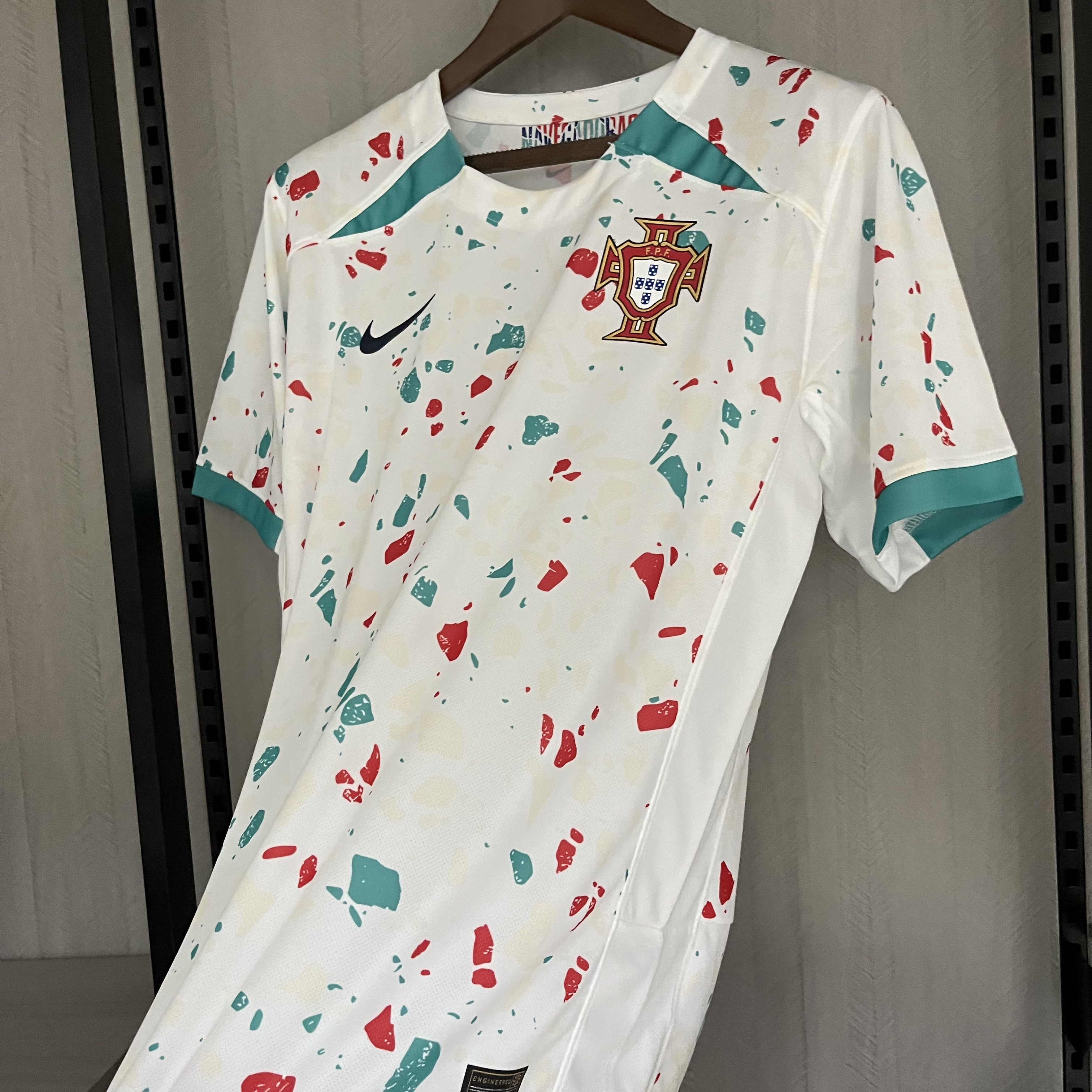 Camisola alternativa Portugal 2023 coleção Navegadoras - Versão feminina 6