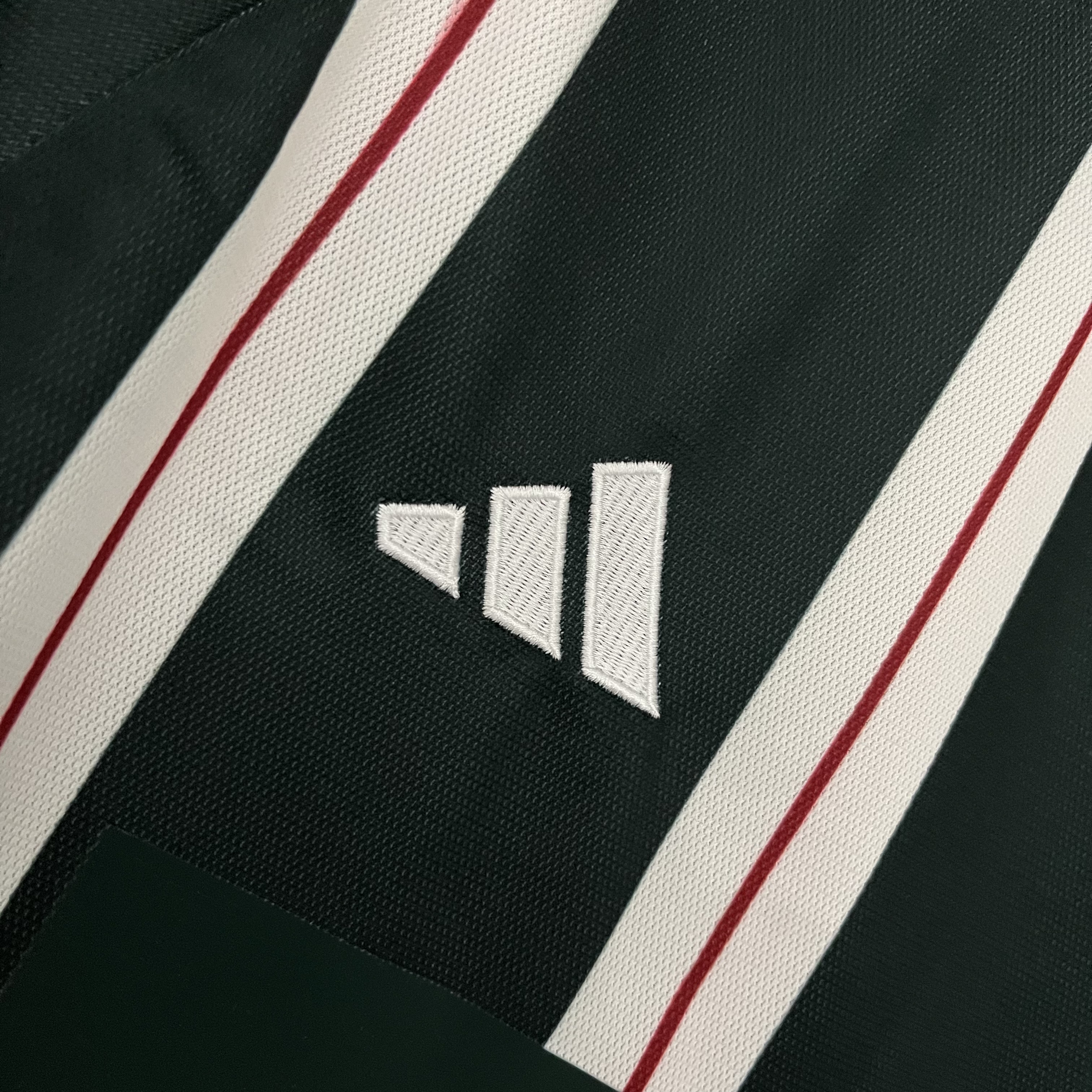 Camisola alternativa Man United 23/24 - Versão Adepto 5